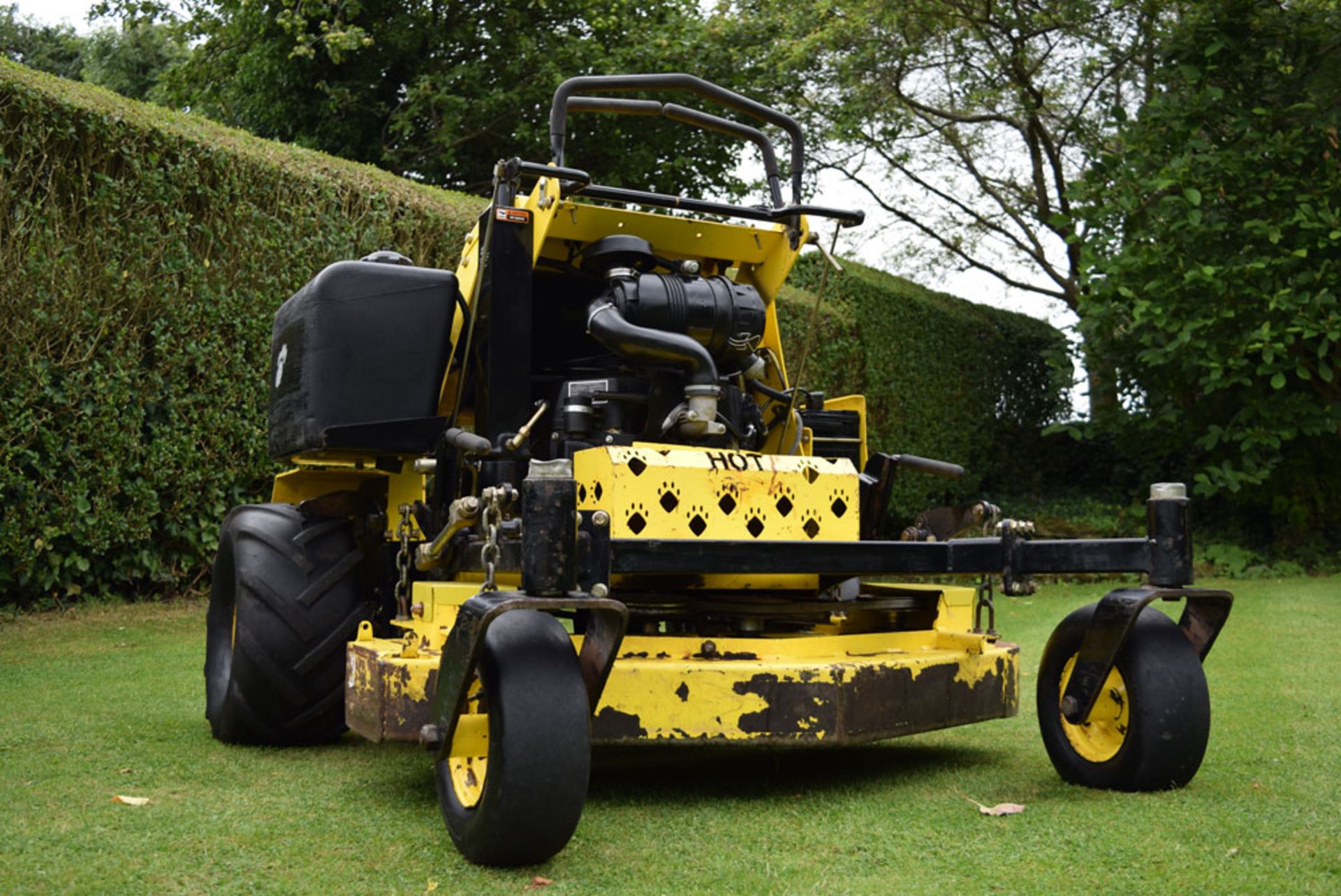 Great Dane Super Surfer 48"""" Zero Turn Rotary Mower - Image 4 of 9