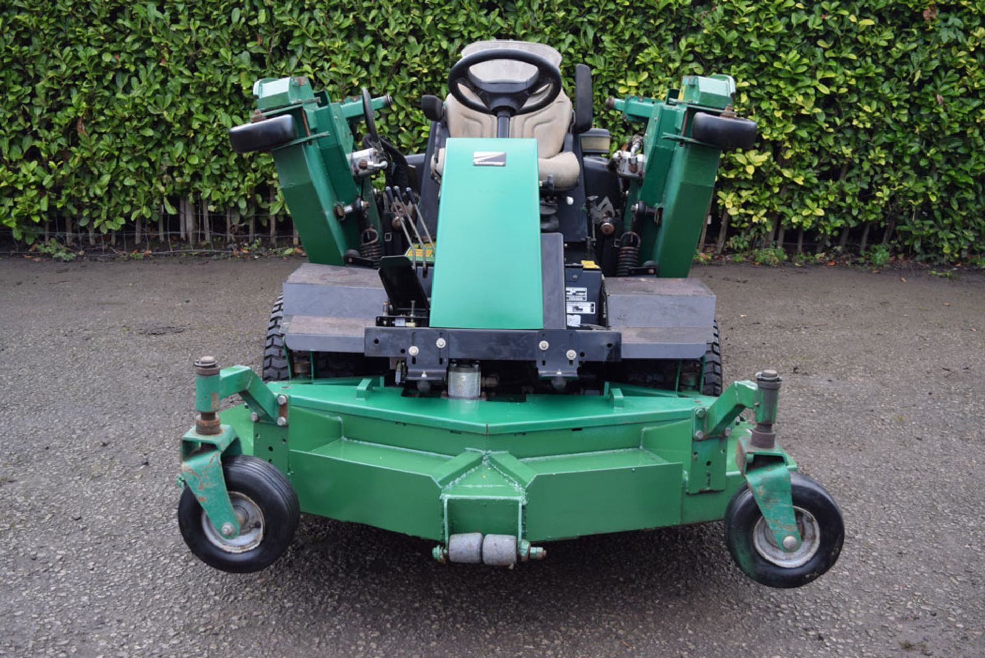 Ransomes HR6010 Wide Area Cut Ride On Rotary Mower - Image 5 of 11