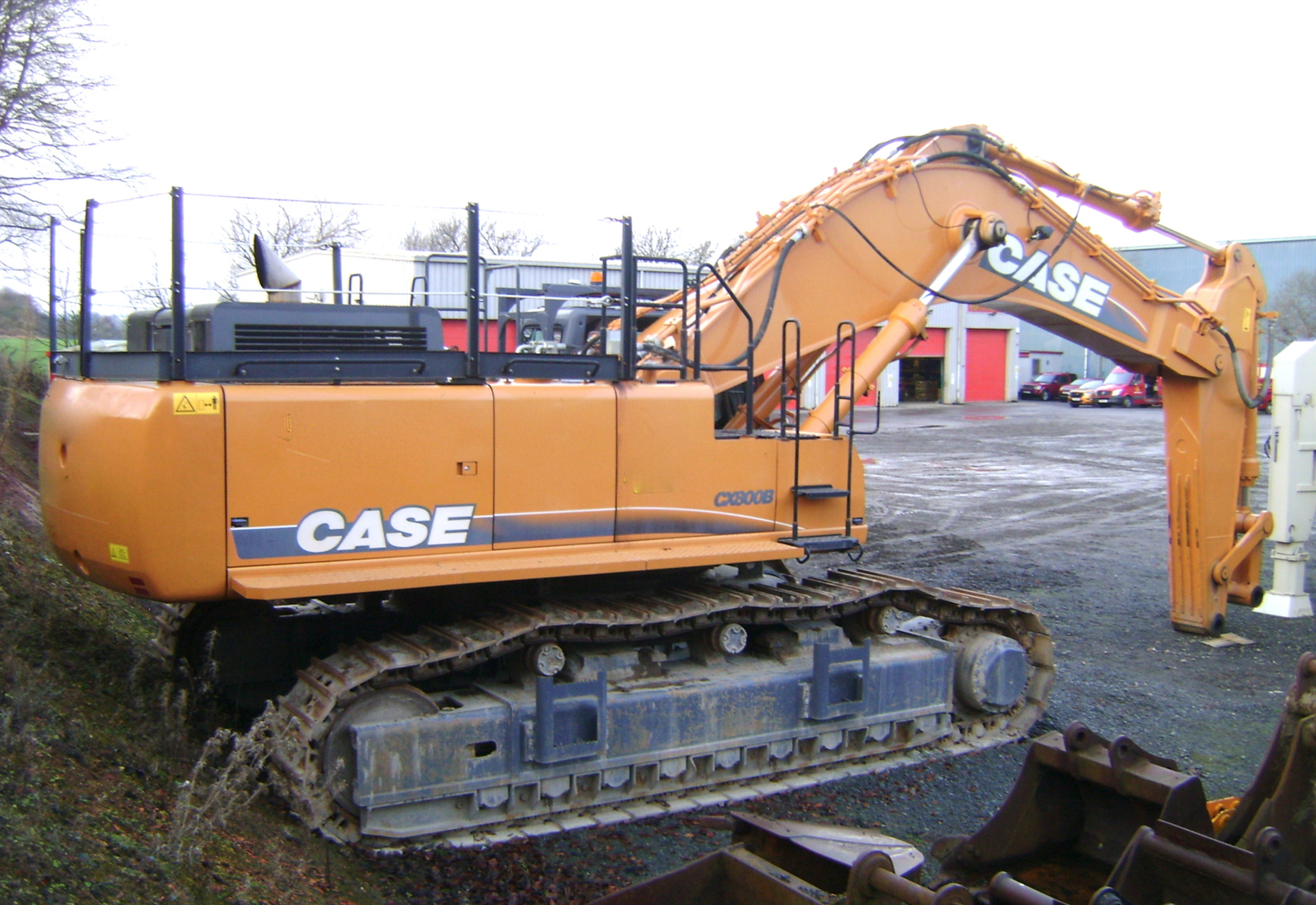 Case CX800 Tracked 80 Ton Excavator - Image 5 of 9