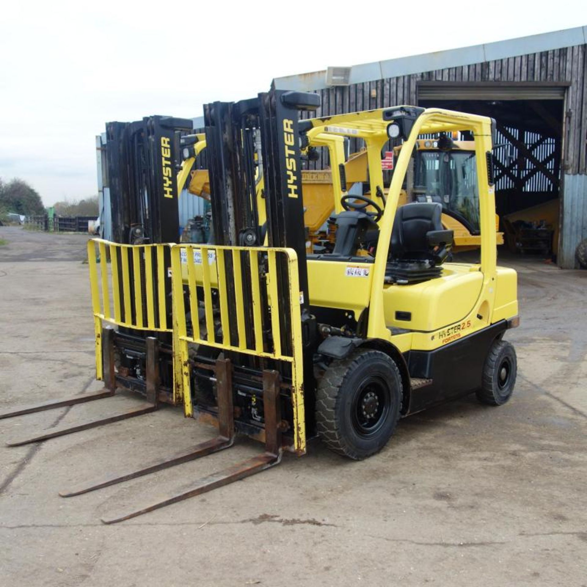 2013 Hyster H2.5FT 3 Stage Mask Container Spec - Image 9 of 13