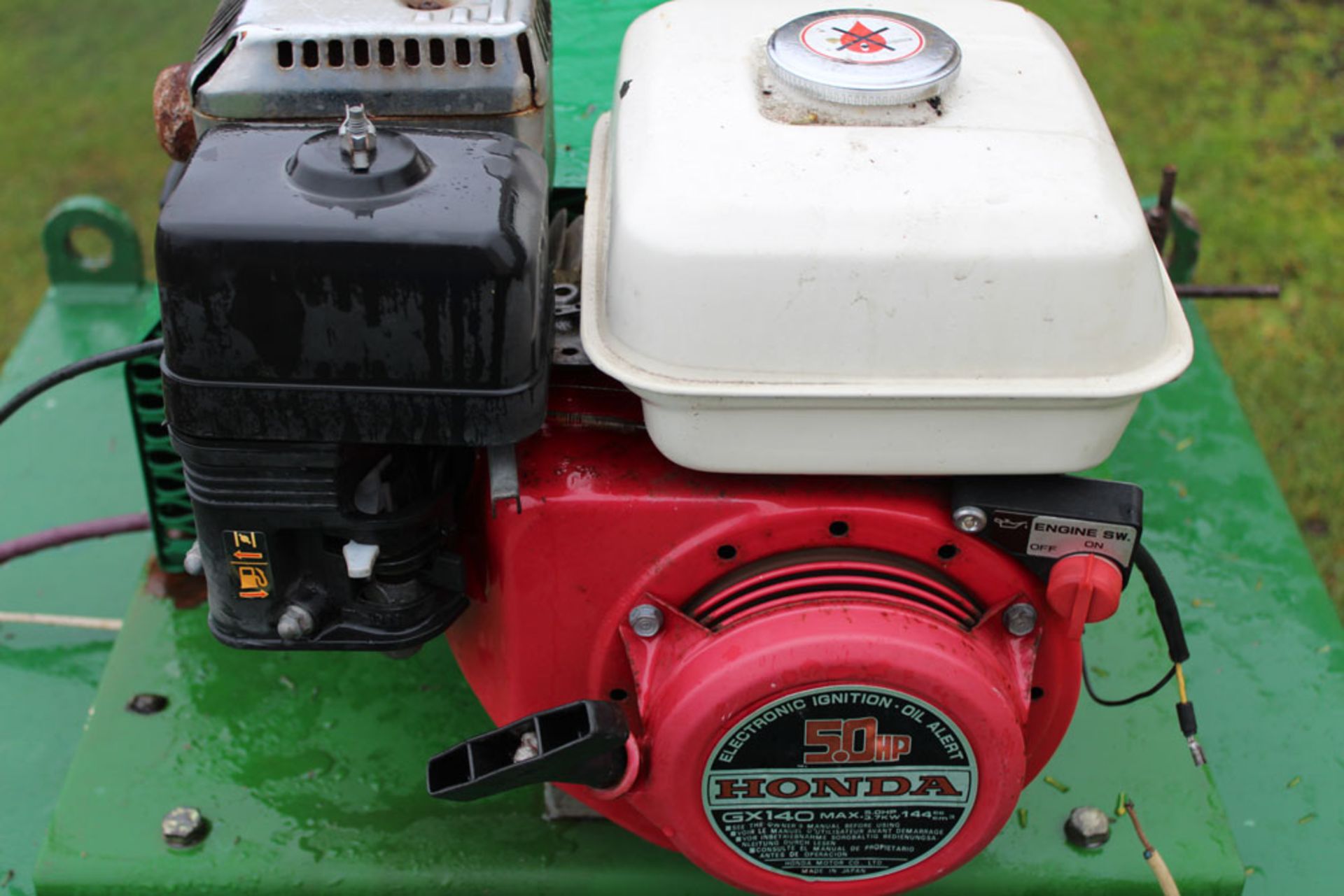 Dennis 36 ports Ground Roller Honda Engine - Image 4 of 6