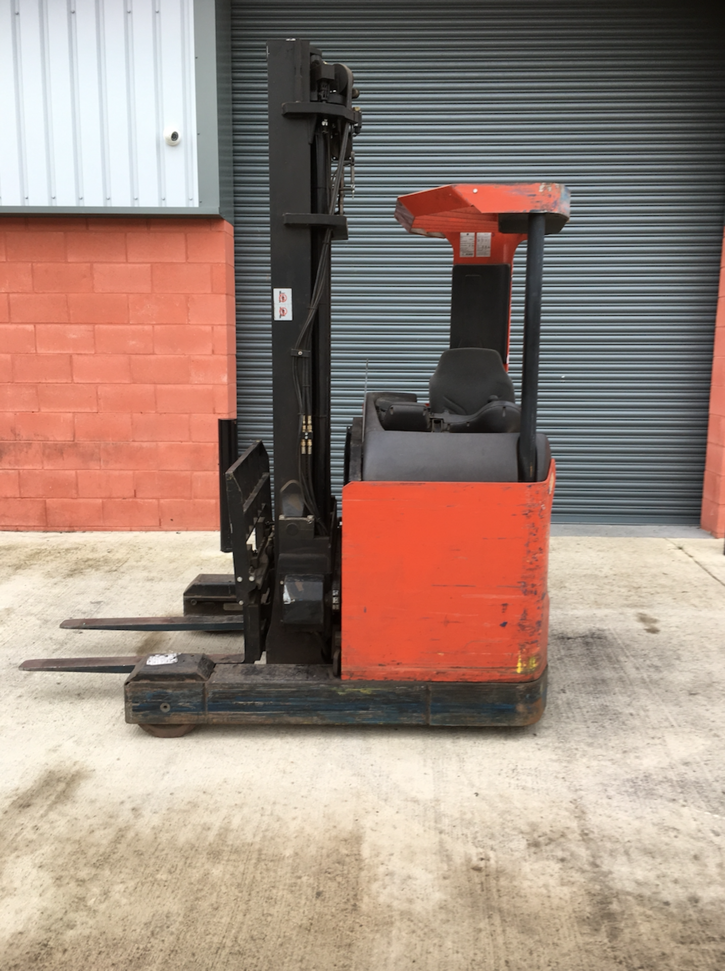 2004, BT RR B3 Reach Truck - Side Shift. No Reserve & No VAT on hammer