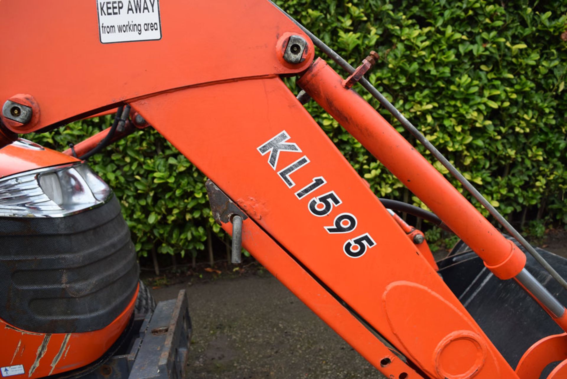 Kioti DK551C Compact Tractor With KL1595 Loader - ***Reserve lowered*** - Image 2 of 3