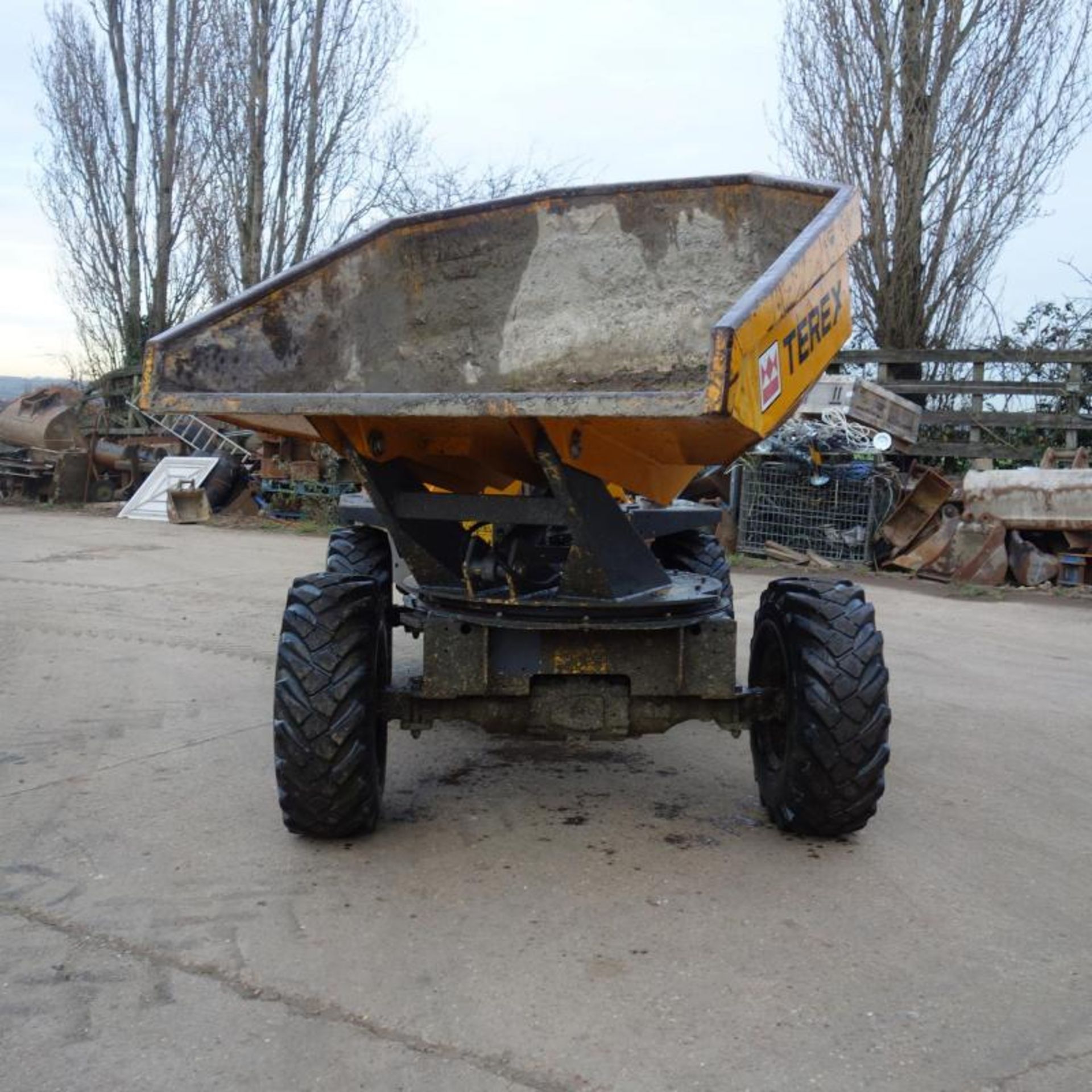 2012 Terex 3 Ton Swivel Dumper, 962 Hours - Bild 5 aus 9