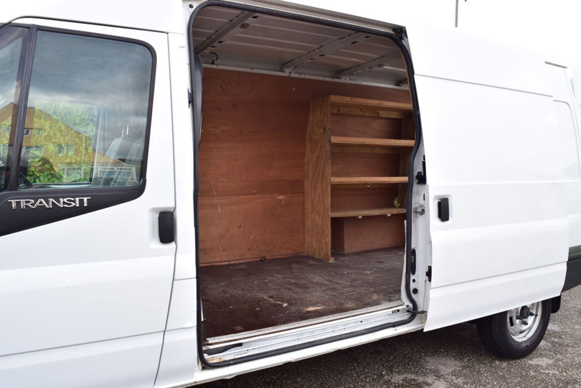 No Reserve 2009 Ford Transit T350 FWD 2.2 115ps Semi High Roof Panel Van - Image 3 of 8
