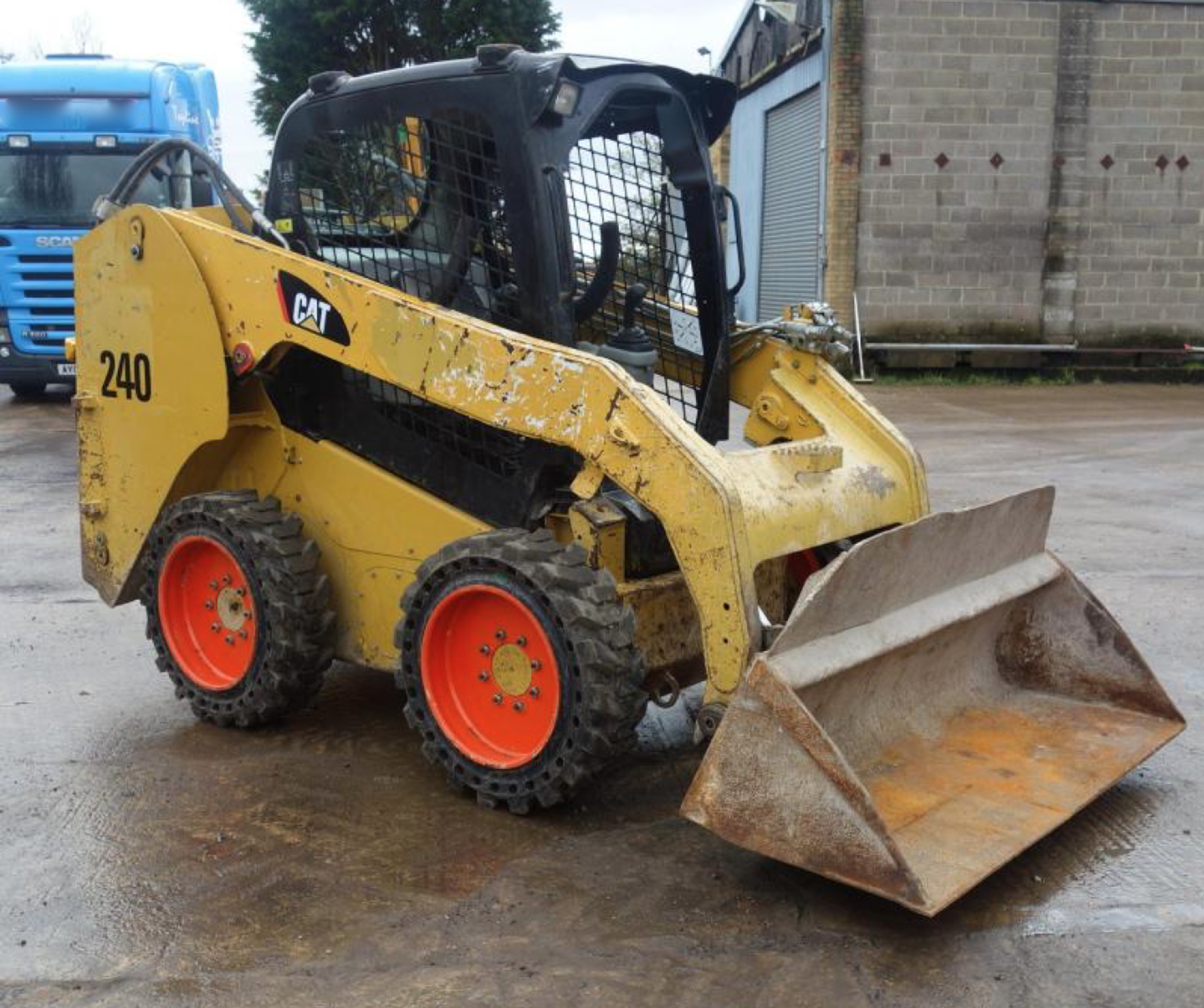 2013 CAT 240 Skid Steer, 1279 Hours - Image 2 of 9