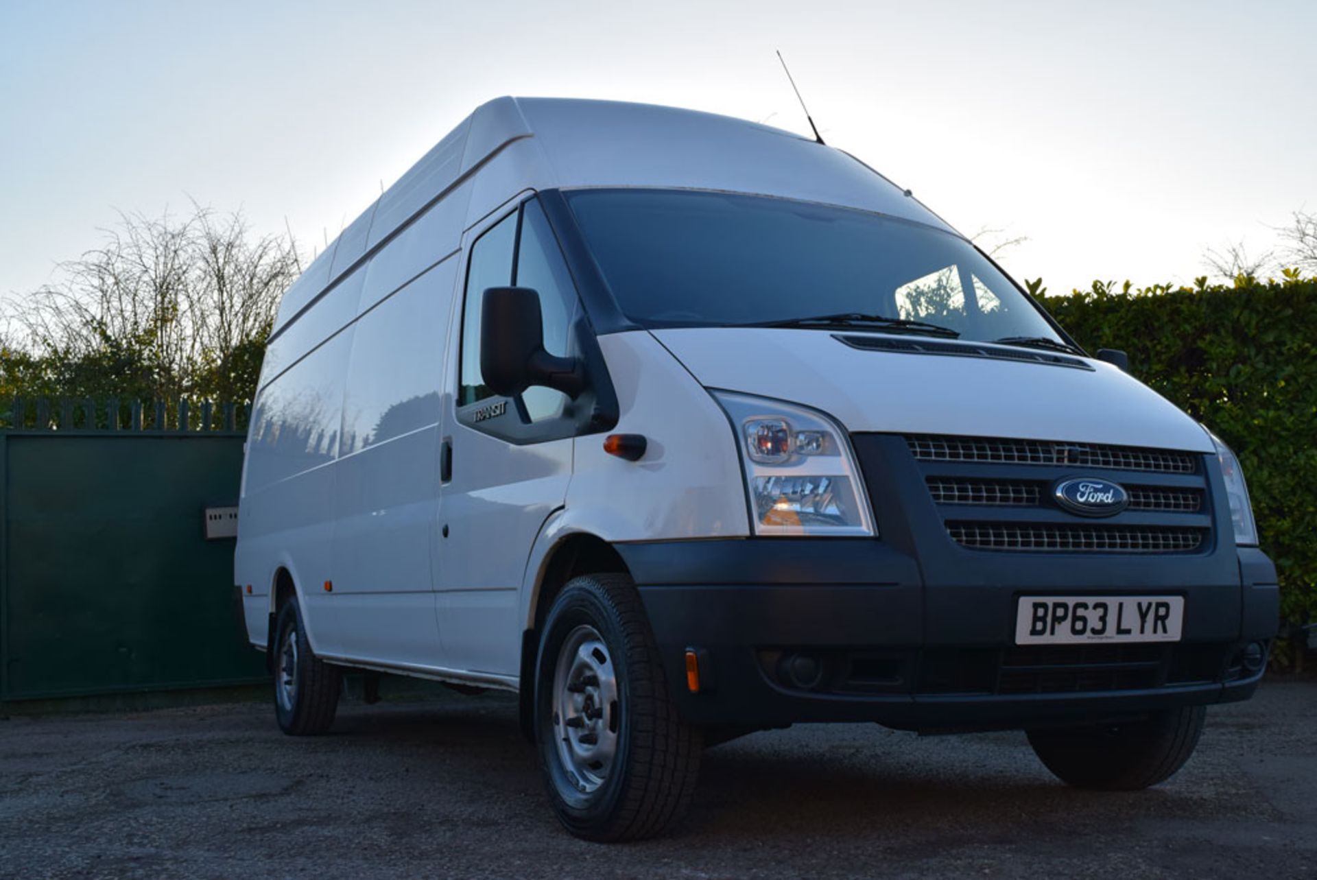 2014 Ford Transit T350 RWD 2.2 125ps LWB High Roof Panel Van - Image 3 of 9