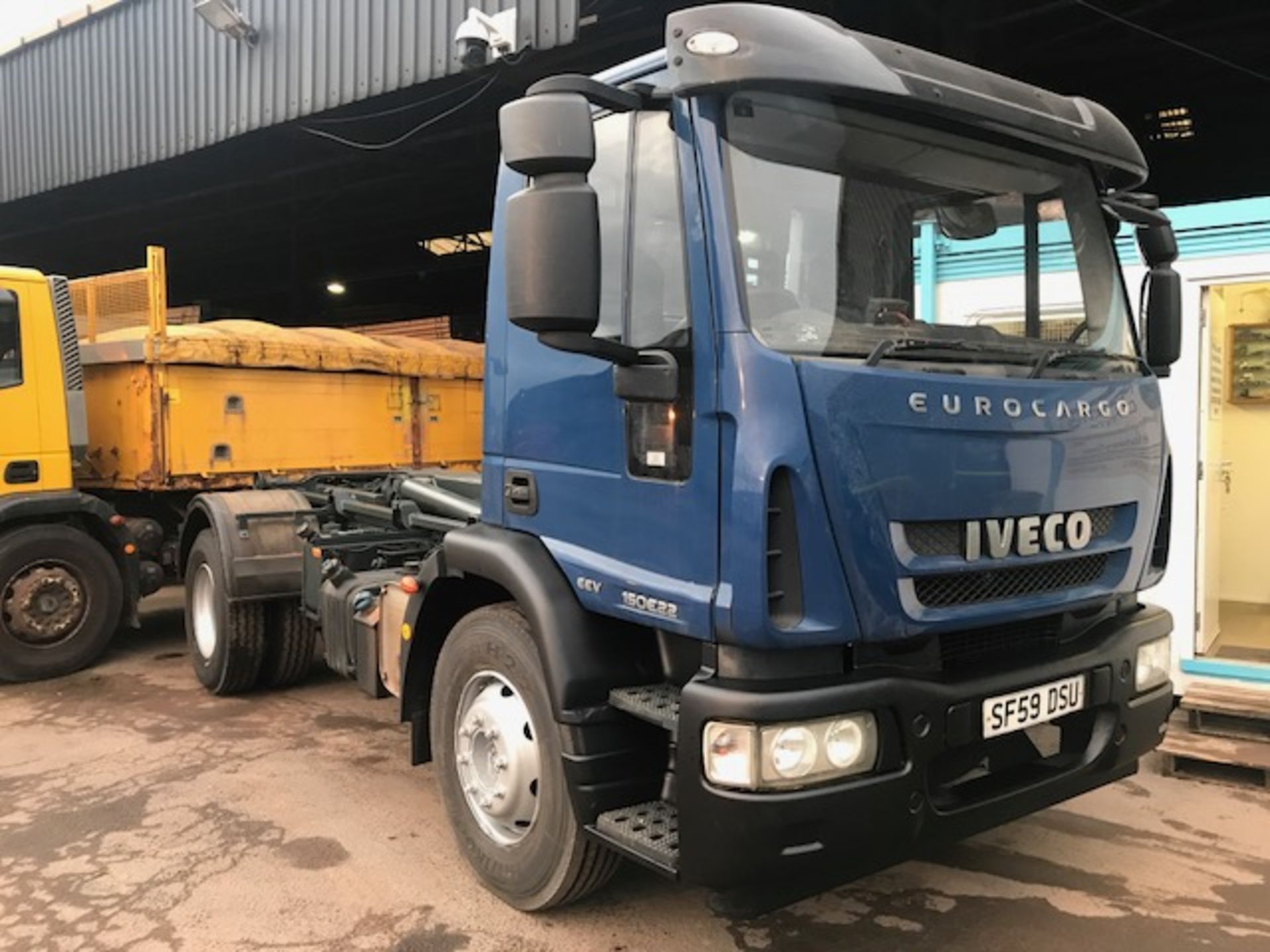 2009 Iveco Eurocargo 150E22 Hook Loader