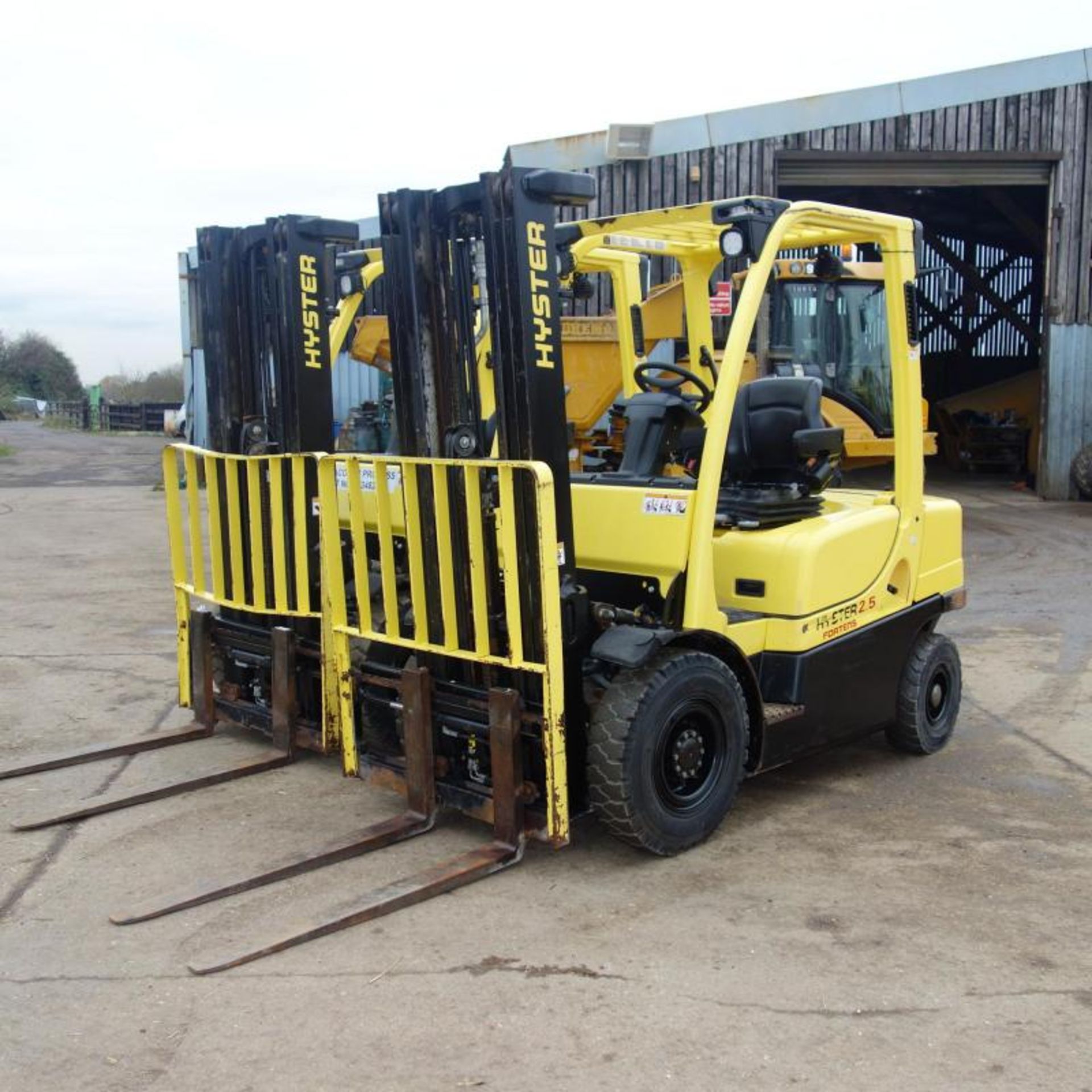 2013 Hyster H2.5FT 3 Stage Mask Container Spec - Image 3 of 14