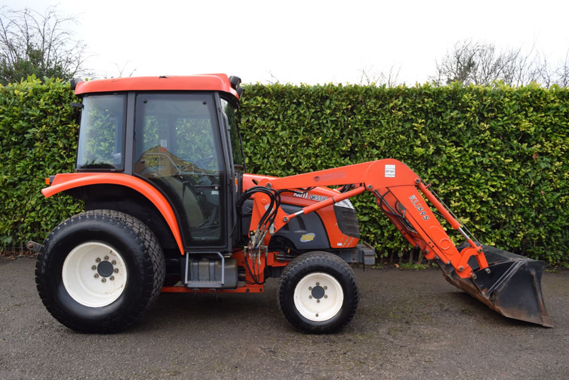 Kioti DK551C Compact Tractor With KL1595 Loader - ***Reserve lowered***
