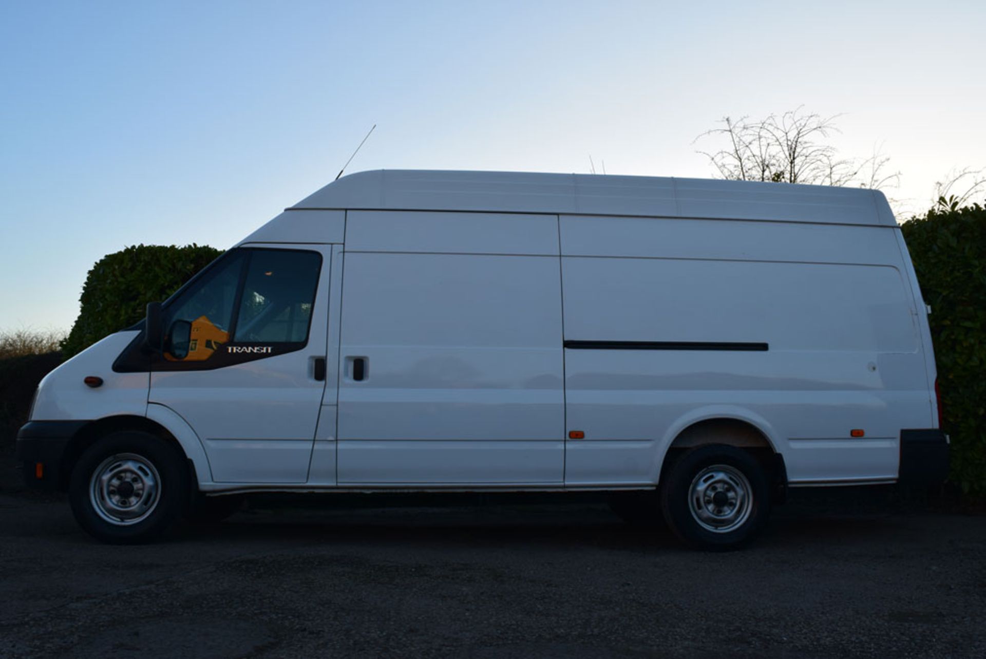 2014 Ford Transit T350 RWD 2.2 125ps LWB High Roof Panel Van - Image 9 of 9