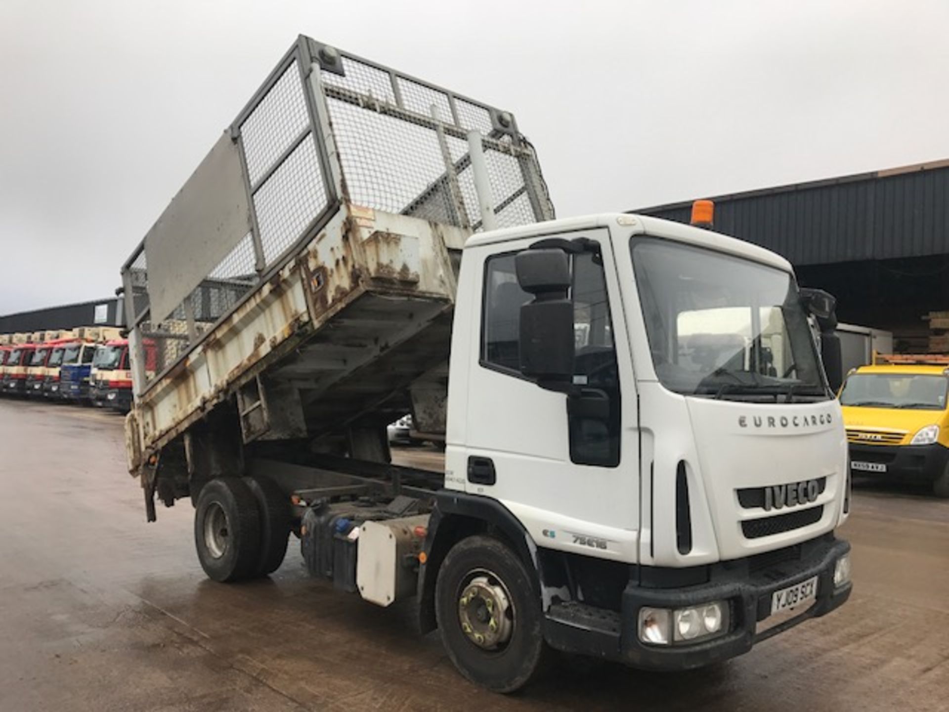 2009 Iveco Eurocargo 75E16 Tipper - Image 2 of 3