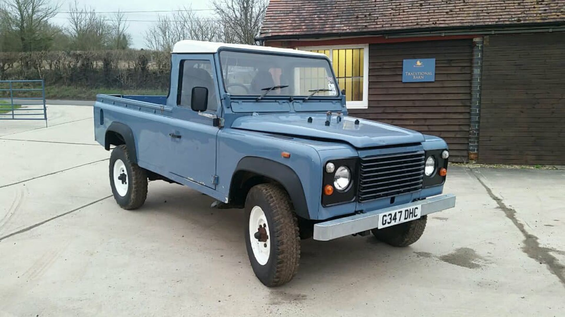 1989 Land Rover 110 Pickup 2.5 TD - No VAT on Hammer