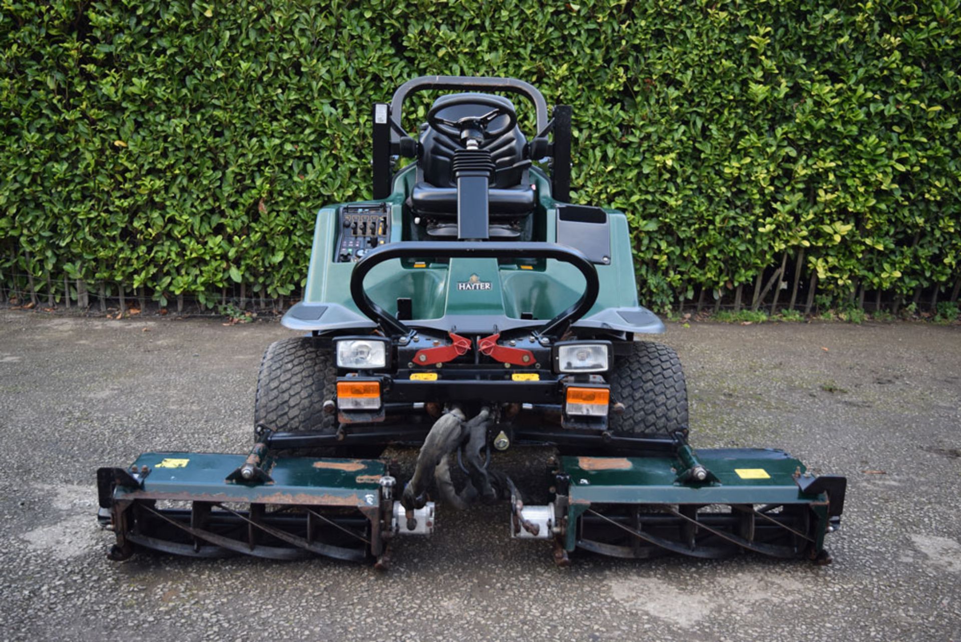 2010 Hayter LT324 Triple Ride On Cylinder Mower