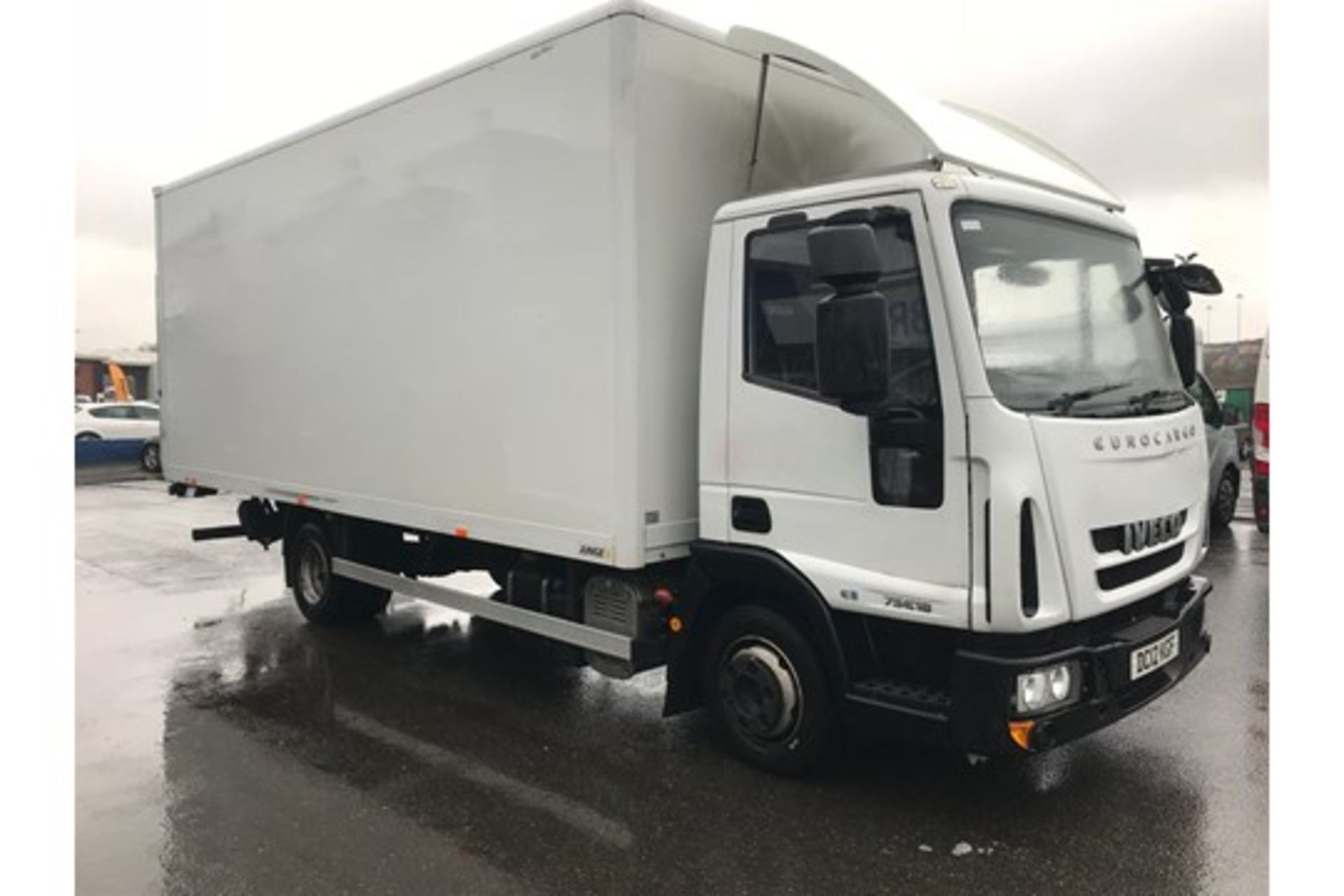 IVECO EUROCARGO ML75E18 BOX VAN (WITH TAIL LIFT) 7.5T