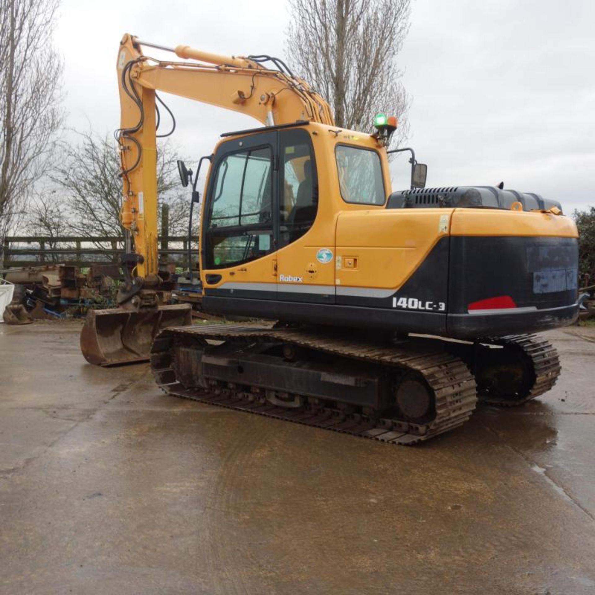 2012 Hyundai Robex 140LC-9 Excavator, 5797 Hours - Image 4 of 14