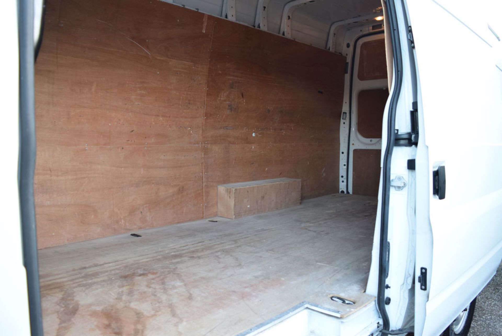 2014 Ford Transit T350 RWD 2.2 125ps LWB High Roof Panel Van - Image 6 of 9