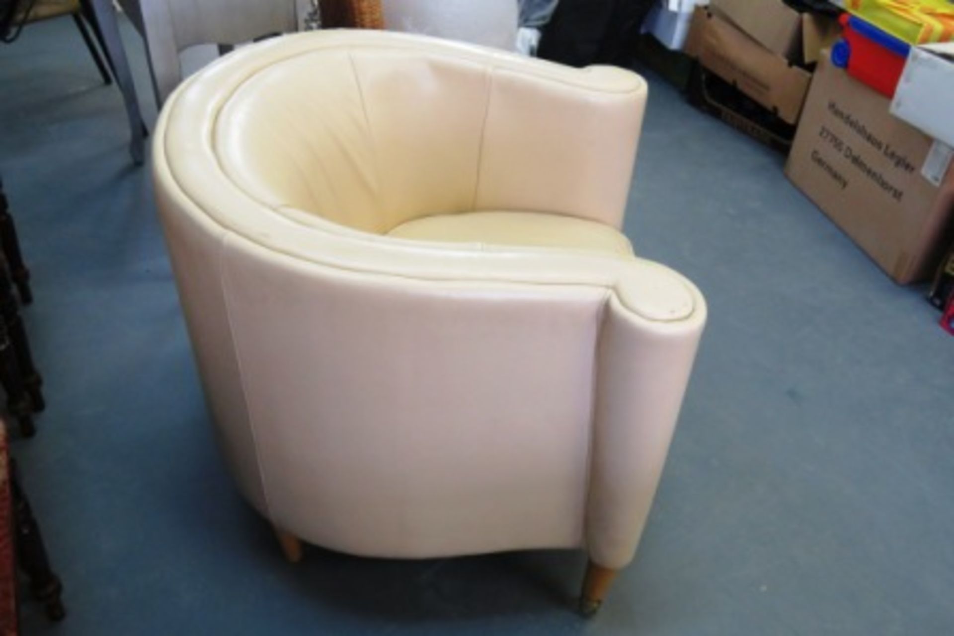 CREAM LEATHER TUB CHAIR - Image 2 of 2