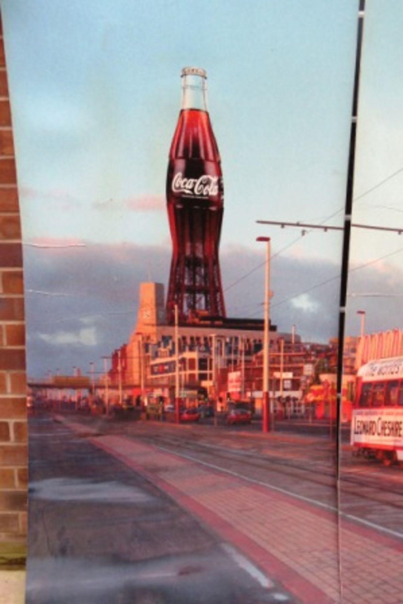 ORIGINAL RETRO COCA COLA SIGNAGE - 3M X 3M - UNIQUE ITEM - Image 2 of 2