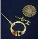 A group of 3 various hallmarked sterling silver brooches at fault. 21.13g NO RESERVE