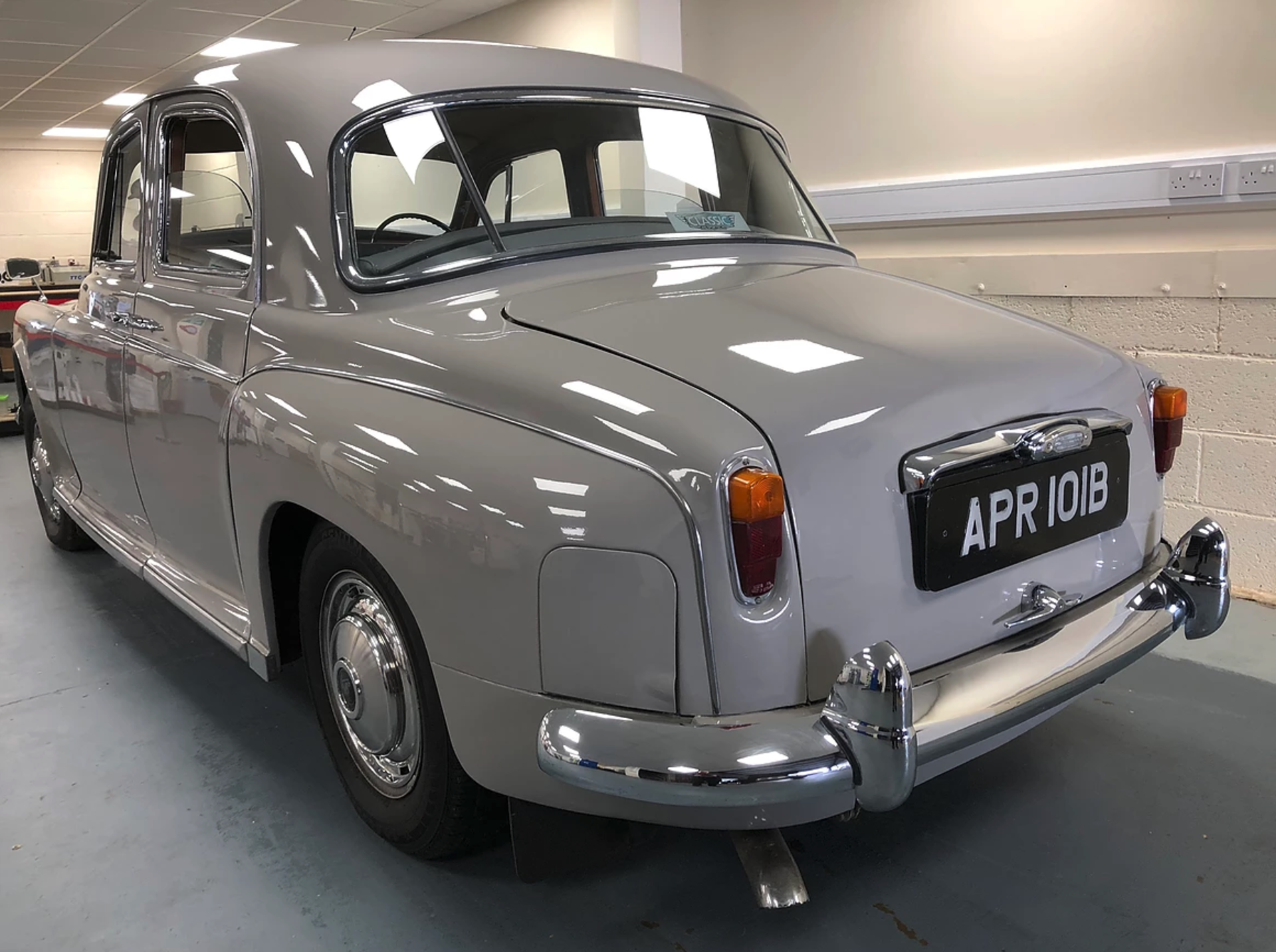 Rover P4 110 – 1964. Excellent condition. Very clean & just out of storage. - Image 3 of 12