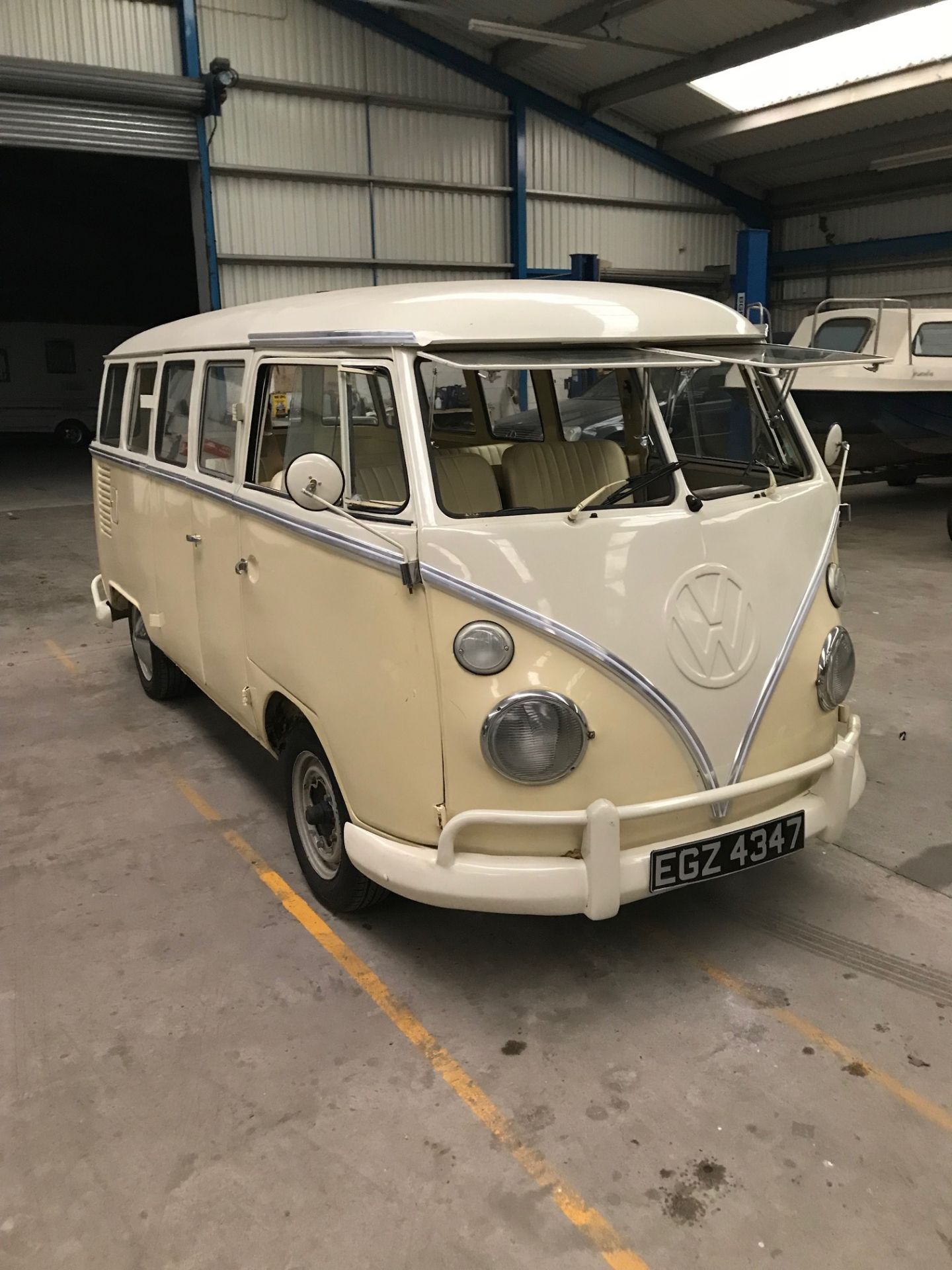 1963 split-screen VW T1 minibus