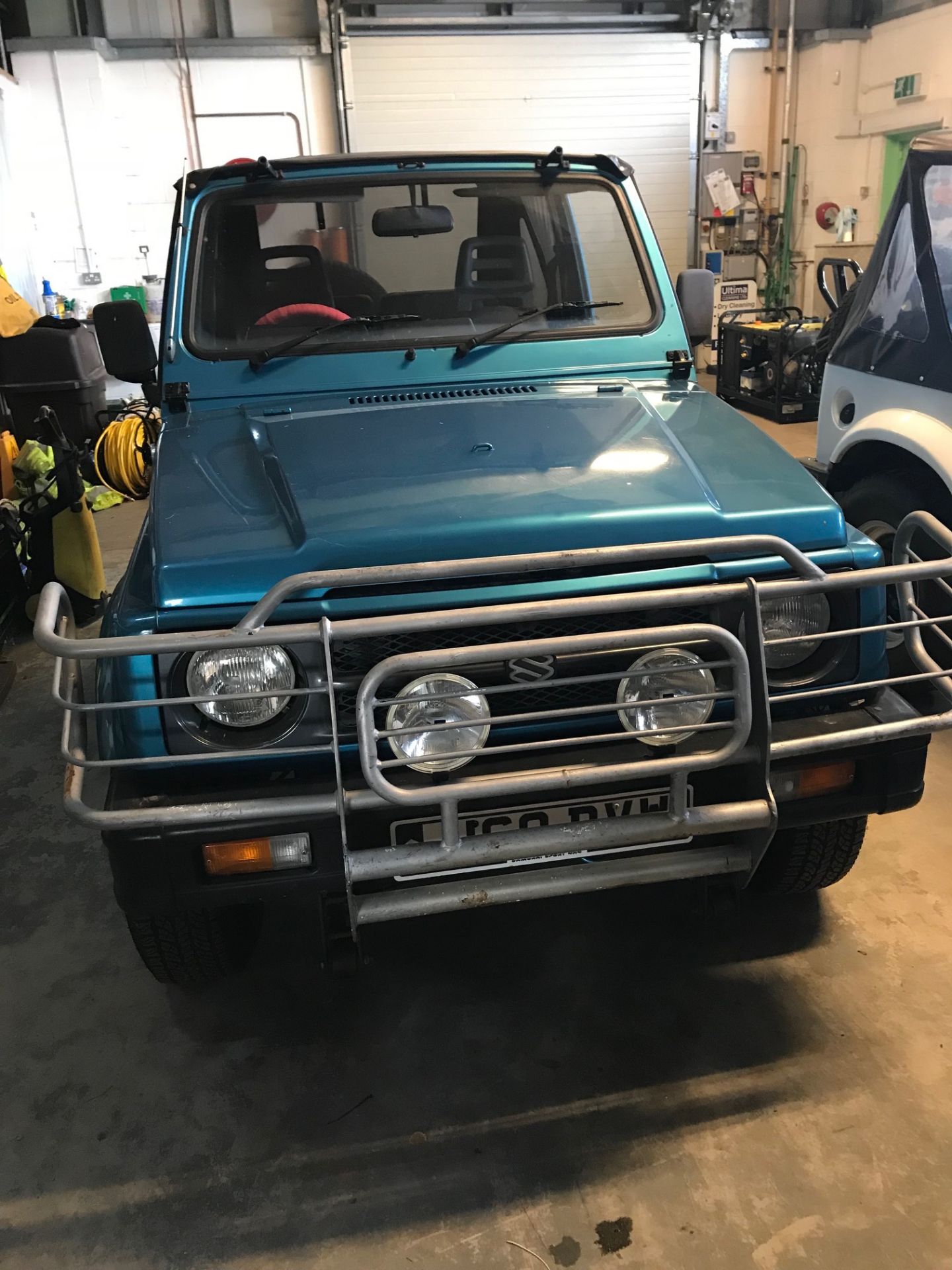 Suzuki SJ413 Samurai 4x4