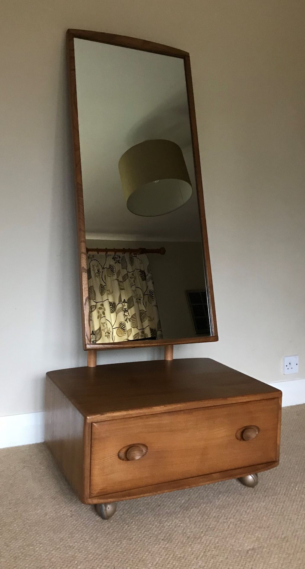 Mid Century Blonde Ercol Blue Label Adjustable Elm Cheval Mirror with Drawer - Image 3 of 7