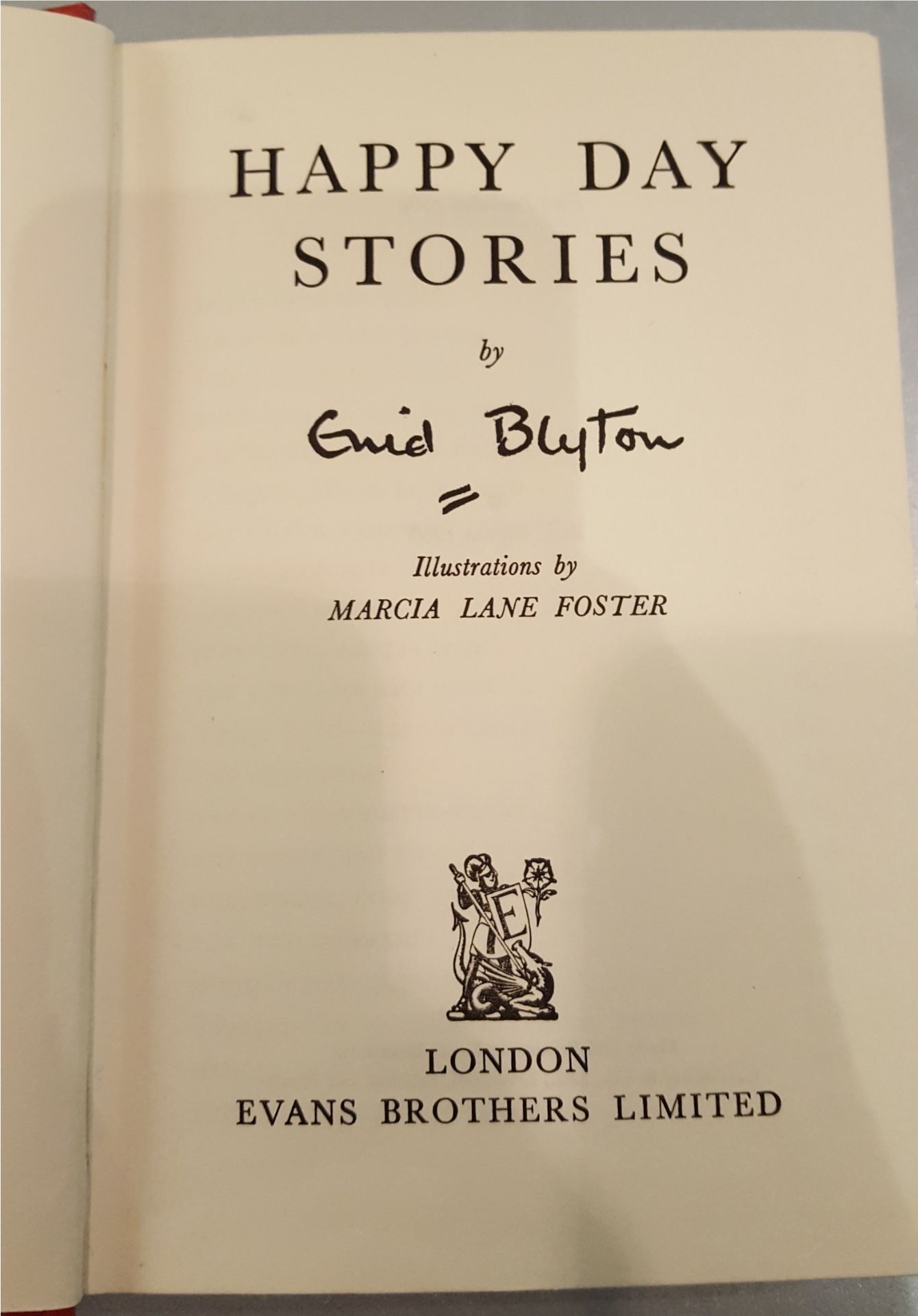 Vintage Retro 2 x Enid Blyton Hard Back Books 1 with Autograph. - Bild 3 aus 4