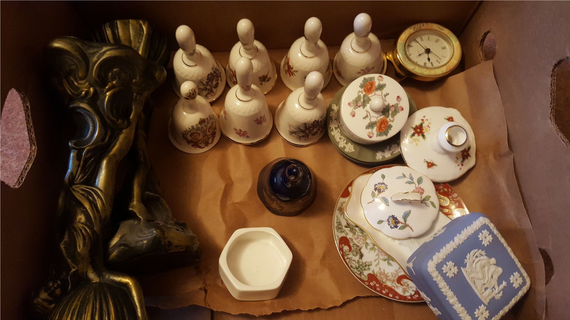 Vintage Retro Box China Includes Wedgwood Royal Doulton Collectable Bells NO RESERVE - Image 2 of 2