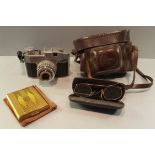 Vintage Retro Comet Camera Ilford Camera Case Compact & Spectacles NO RESERVE