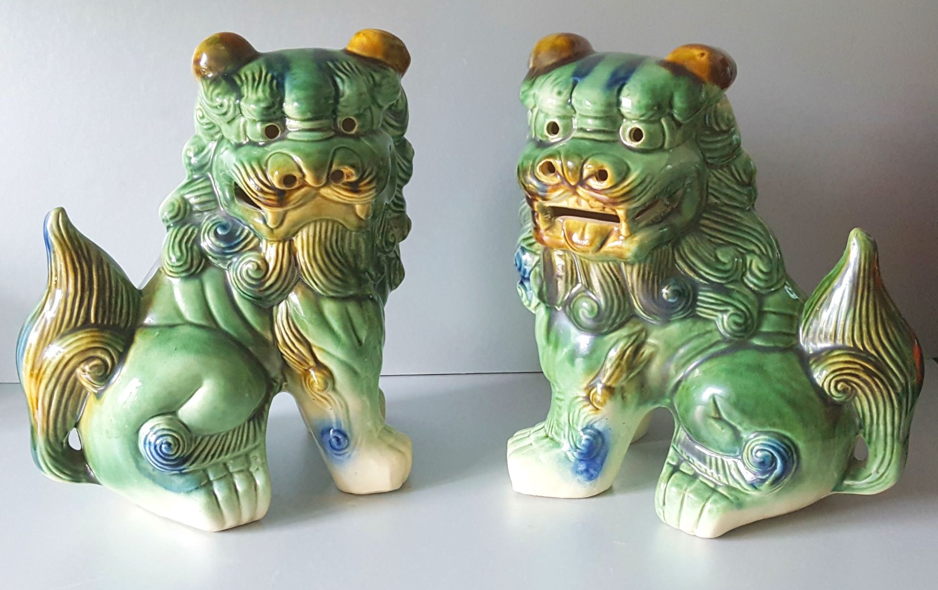 Vintage Retro 2 x Chinese Dogs of Fo