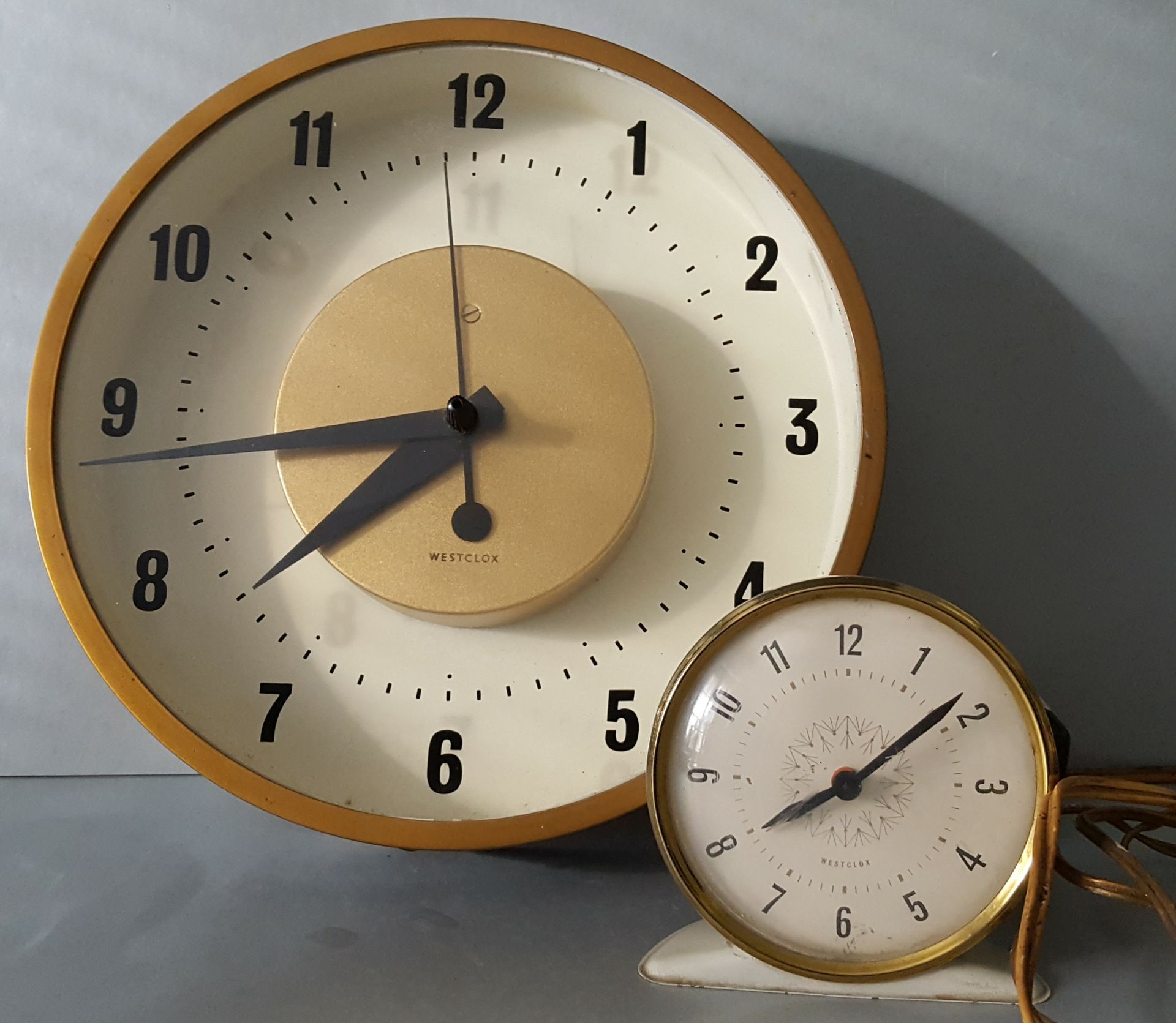 Vintage Retro Westclox Electric Wall Clock & Alarm Clock