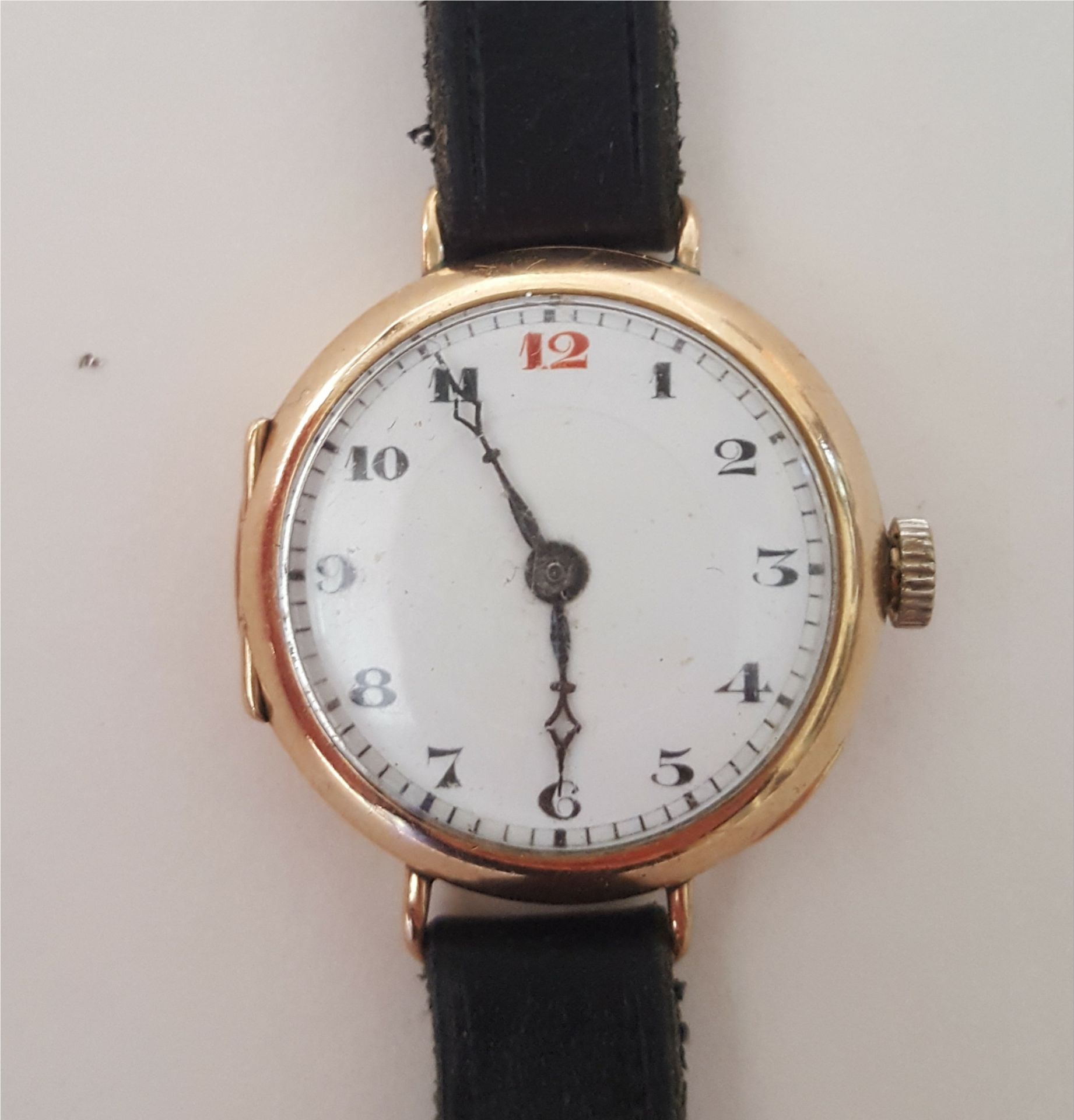 Antique 9ct Gold Ladies wrist Watch Hallmarked 1918 Denison Case - Image 2 of 3