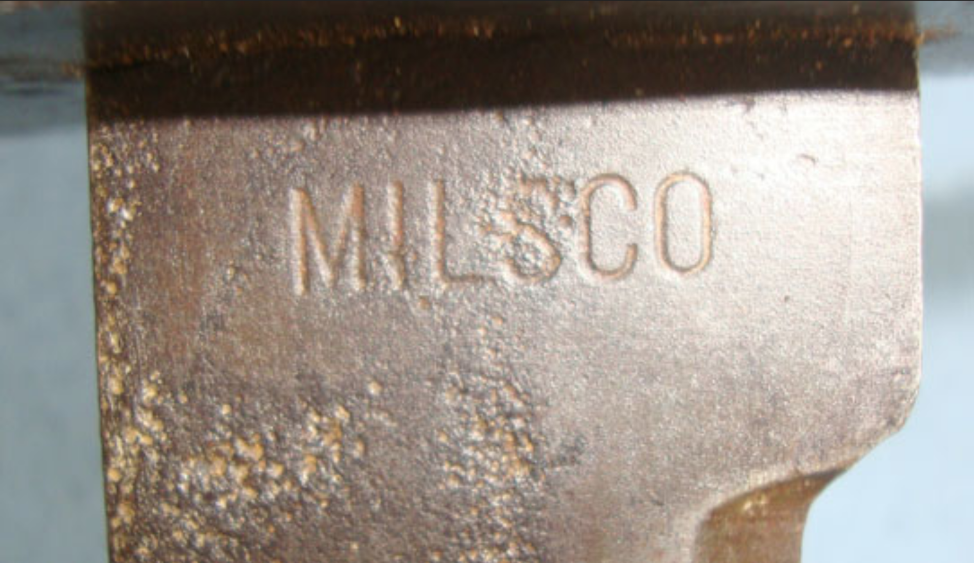 RARE, WW2 Era U.S. Manufactured Dutch Klewang M1940 Short Sword By Milsco & Leather Scabbard - Bild 3 aus 3
