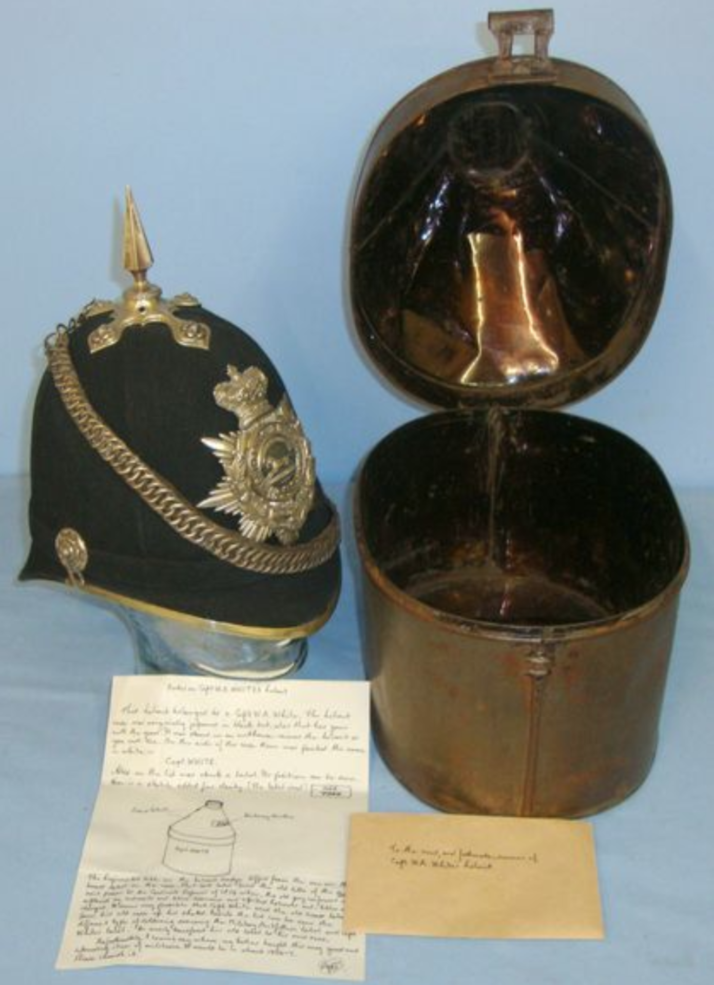 Pre 1902, Victorian Home Service Pattern, British Officers Blue Cloth Helmet with Transit Tin - Bild 2 aus 3