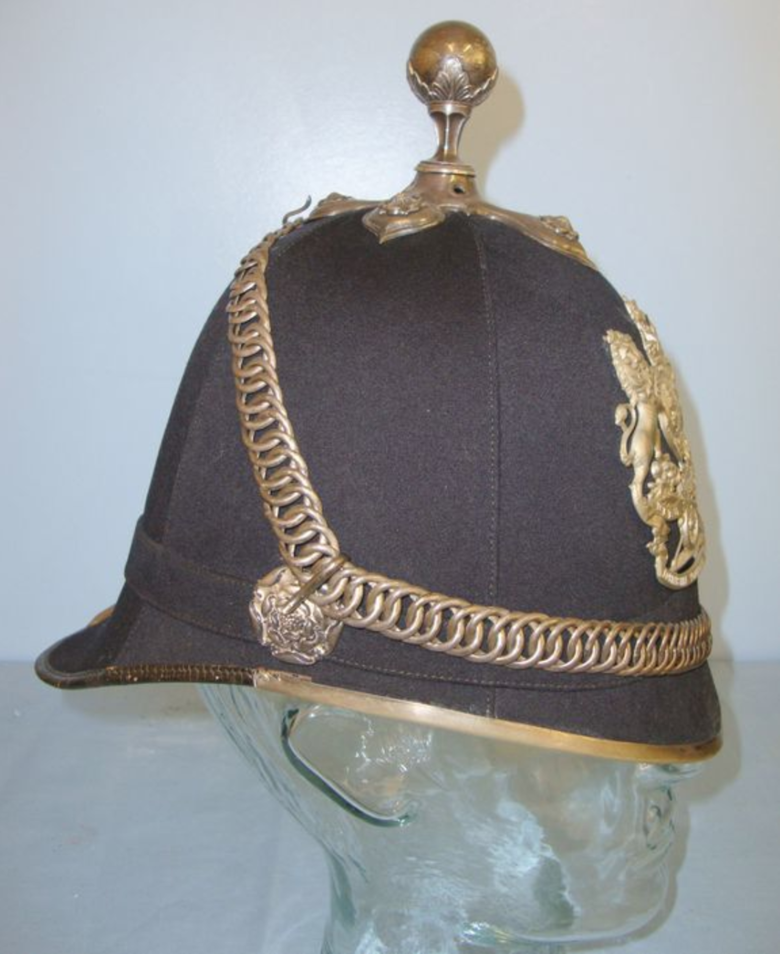 Post 1901, Home Service Pattern, Scottish, 1st Forfarshire Volunteer Artillery Blue Cloth Helmet - Image 3 of 3