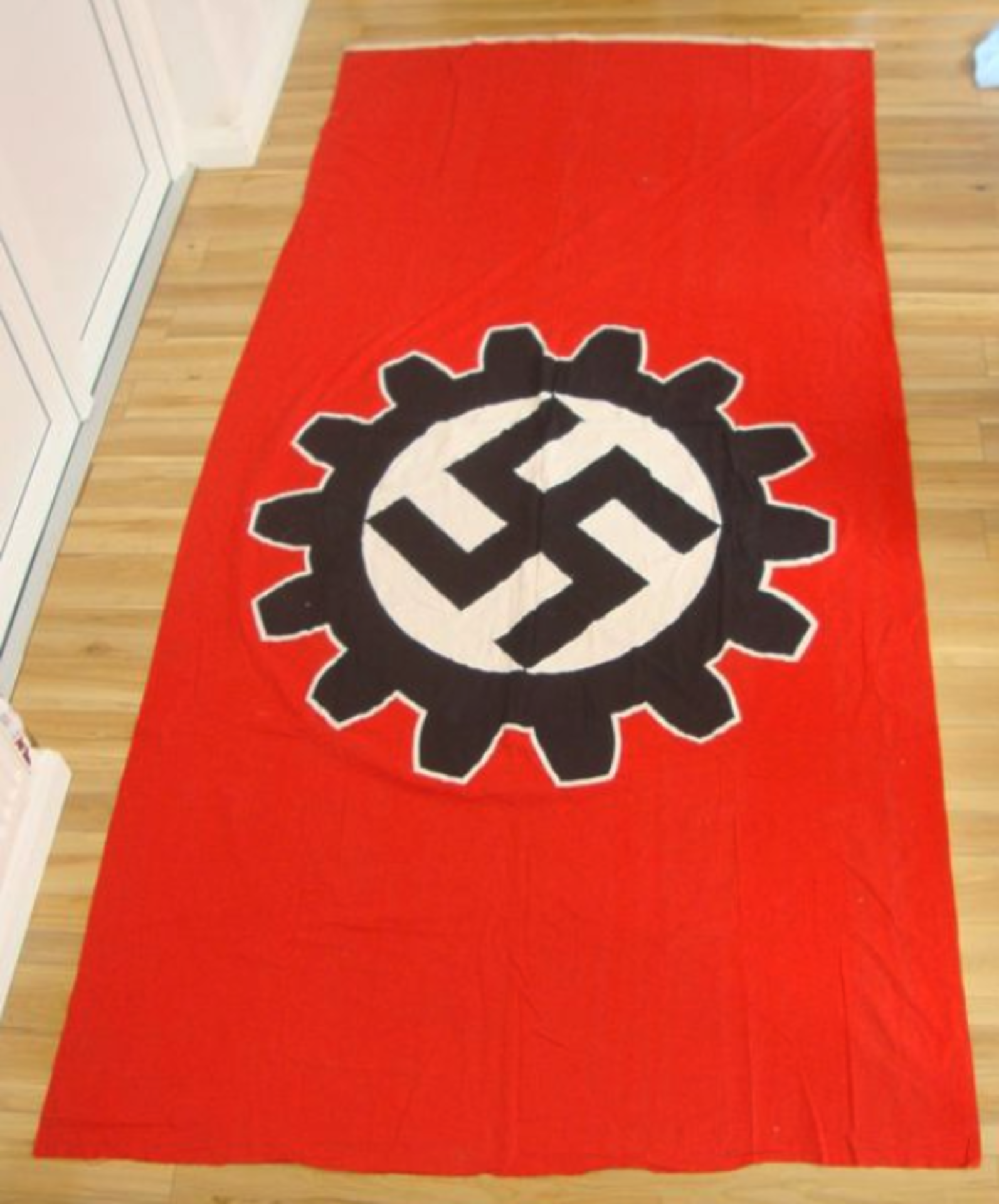 MASSIVE ORIGINAL, Nazi German Third Reich D.A.F (German Labour Front) Banner / Flag - Bild 3 aus 3