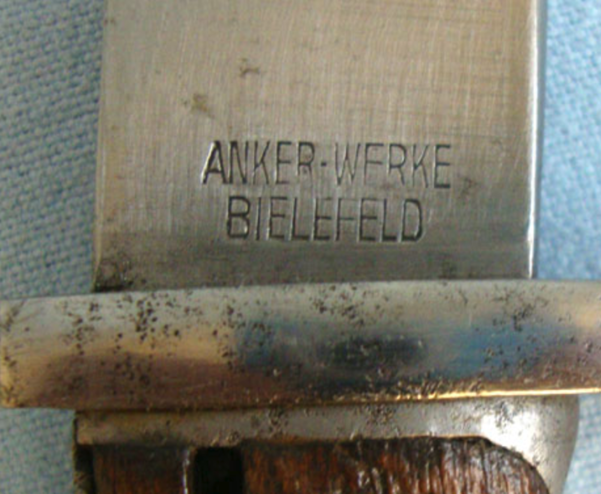 German Model 1898/05 G98 Mauser 'Butcher' Bayonet By Joint Makers Henckels & Anker-Werke - Image 3 of 3