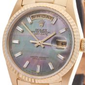 Rolex Day-Date 36mm 18k Yellow Gold - 18238