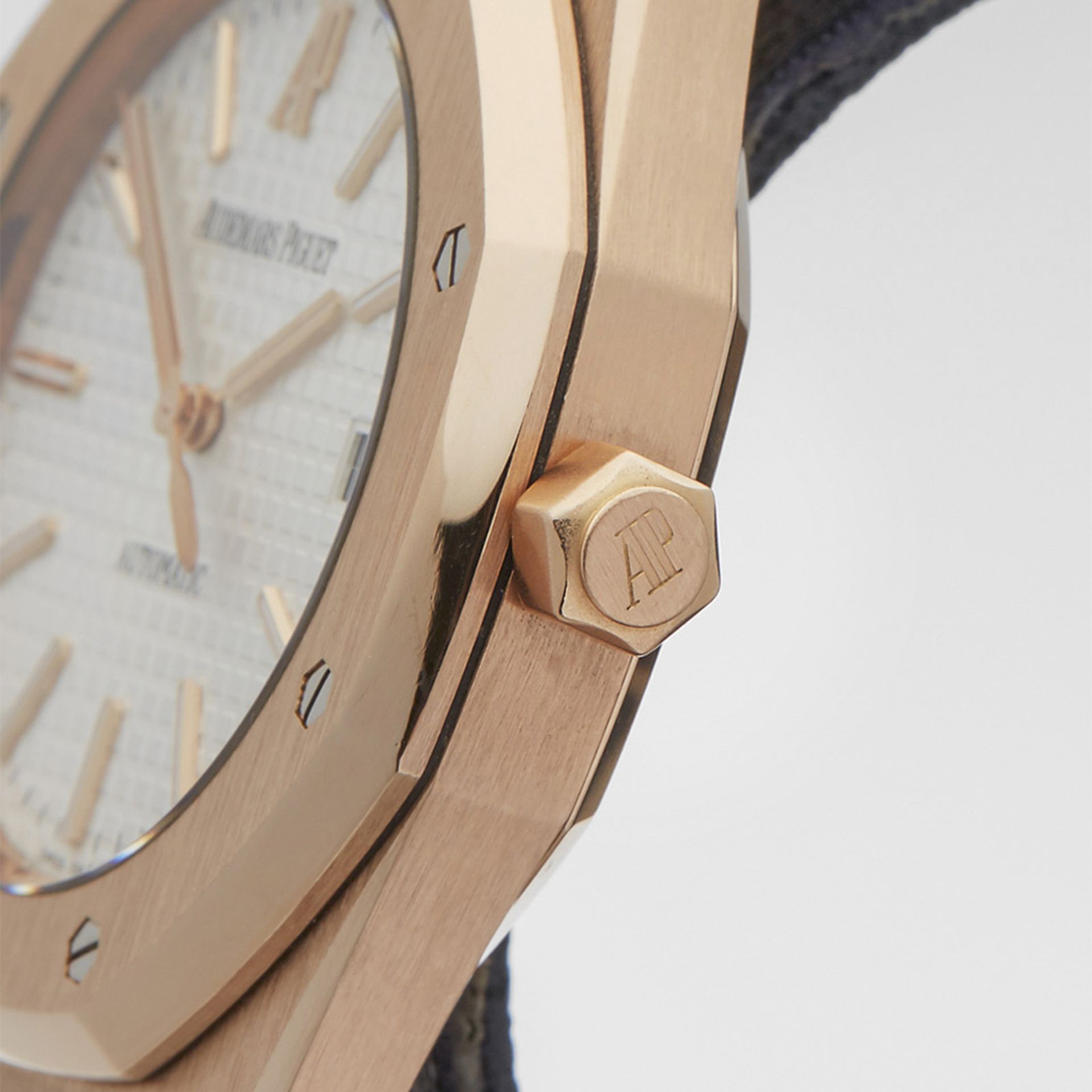 Audemars Piguet Royal Oak 39mm 18k Rose Gold - 15300OR.OO.DO88CR.02 - Image 4 of 9