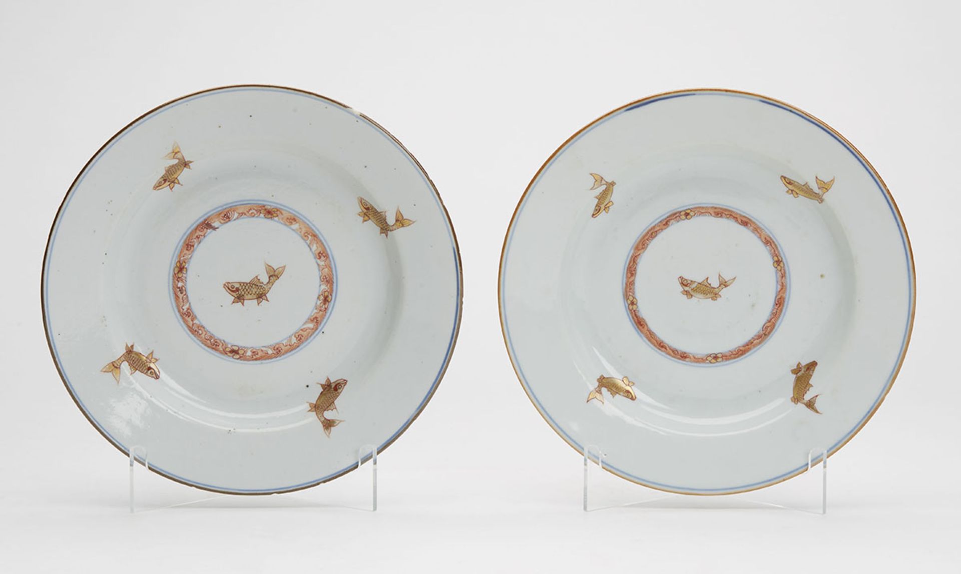 Pair Antique Chinese Kangxi Fish Painted Plates 1662-1722