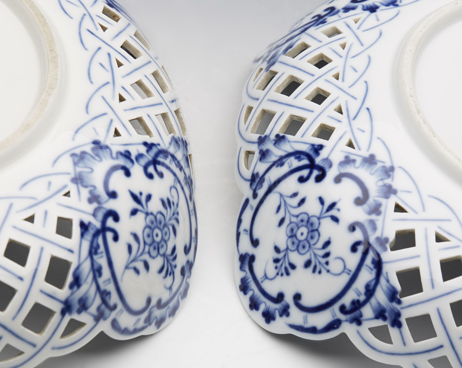 Pair Antique Meissen Blue & White Onion Pattern Pierced Baskets 19Th C. - Image 7 of 8