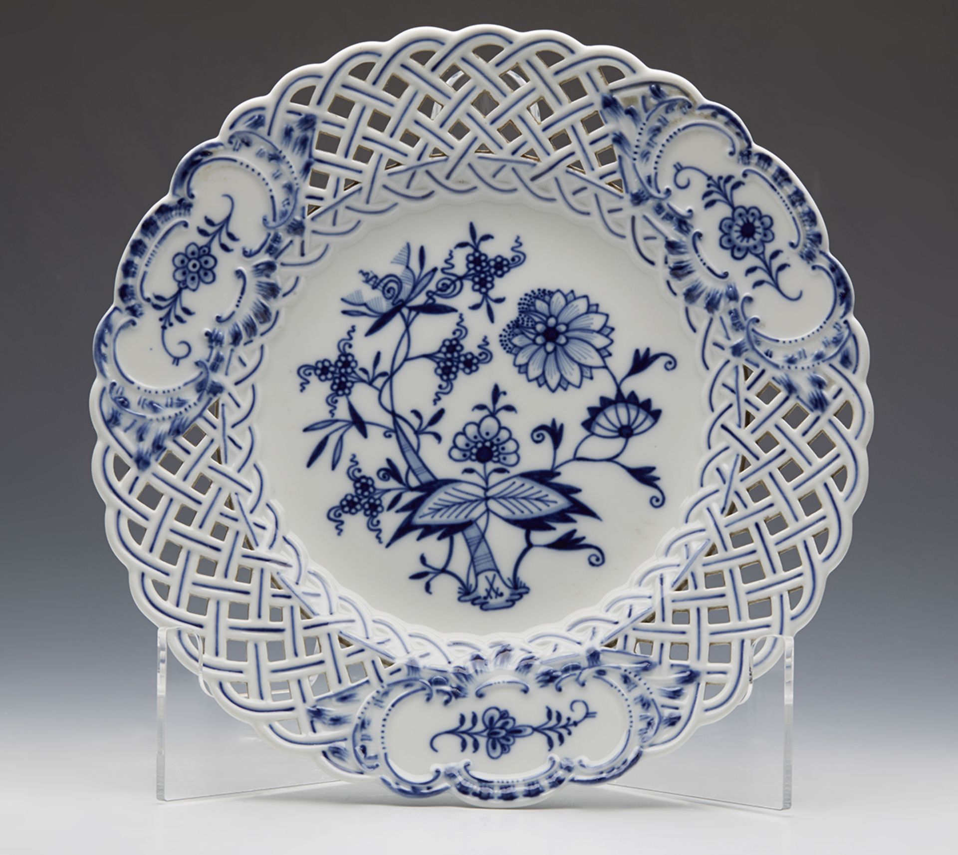 Six Antique Meissen Blue & White Onion Pattern Pierced Plates 19Th C. - Image 9 of 9