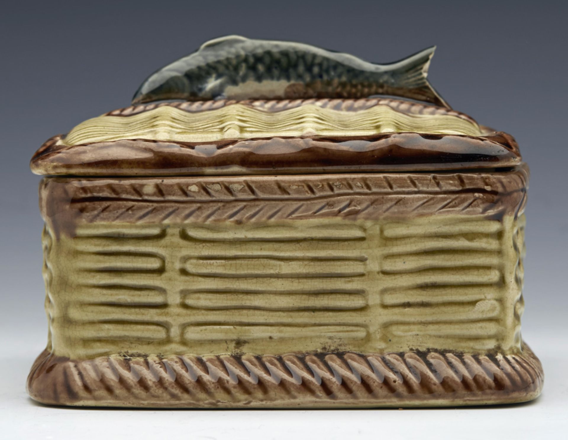 Antique English Majolica Basketweave Sardine Dish C.1870 - Image 3 of 10