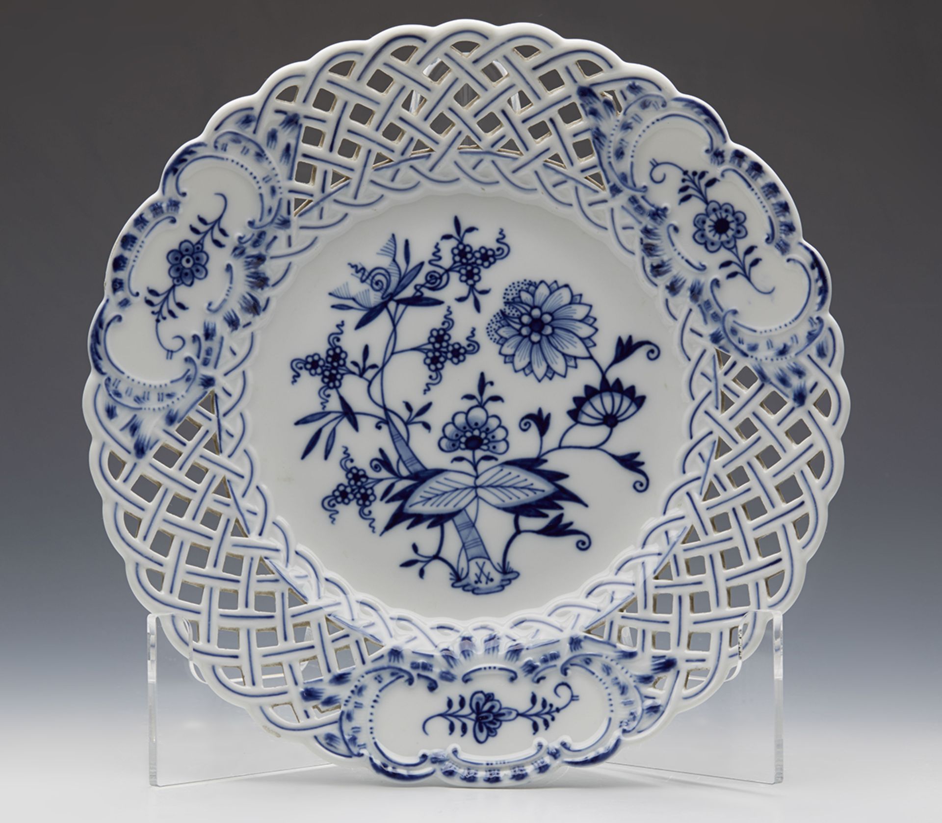 Six Antique Meissen Blue & White Onion Pattern Pierced Plates 19Th C. - Image 7 of 9