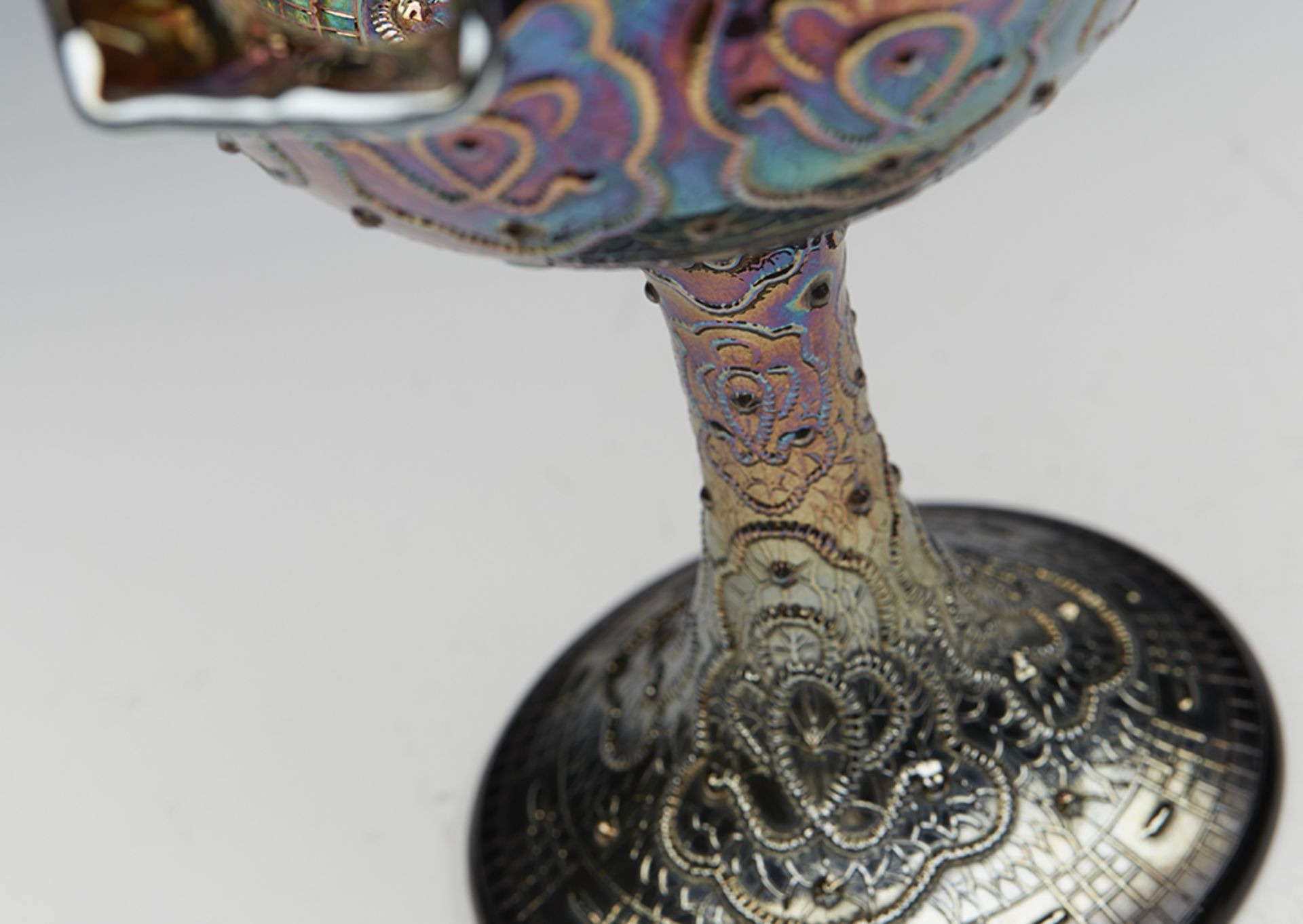 Vintage Fenton Persoan Medallion Pedestal Carnival Glass Bowl 20Th C. - Image 8 of 14