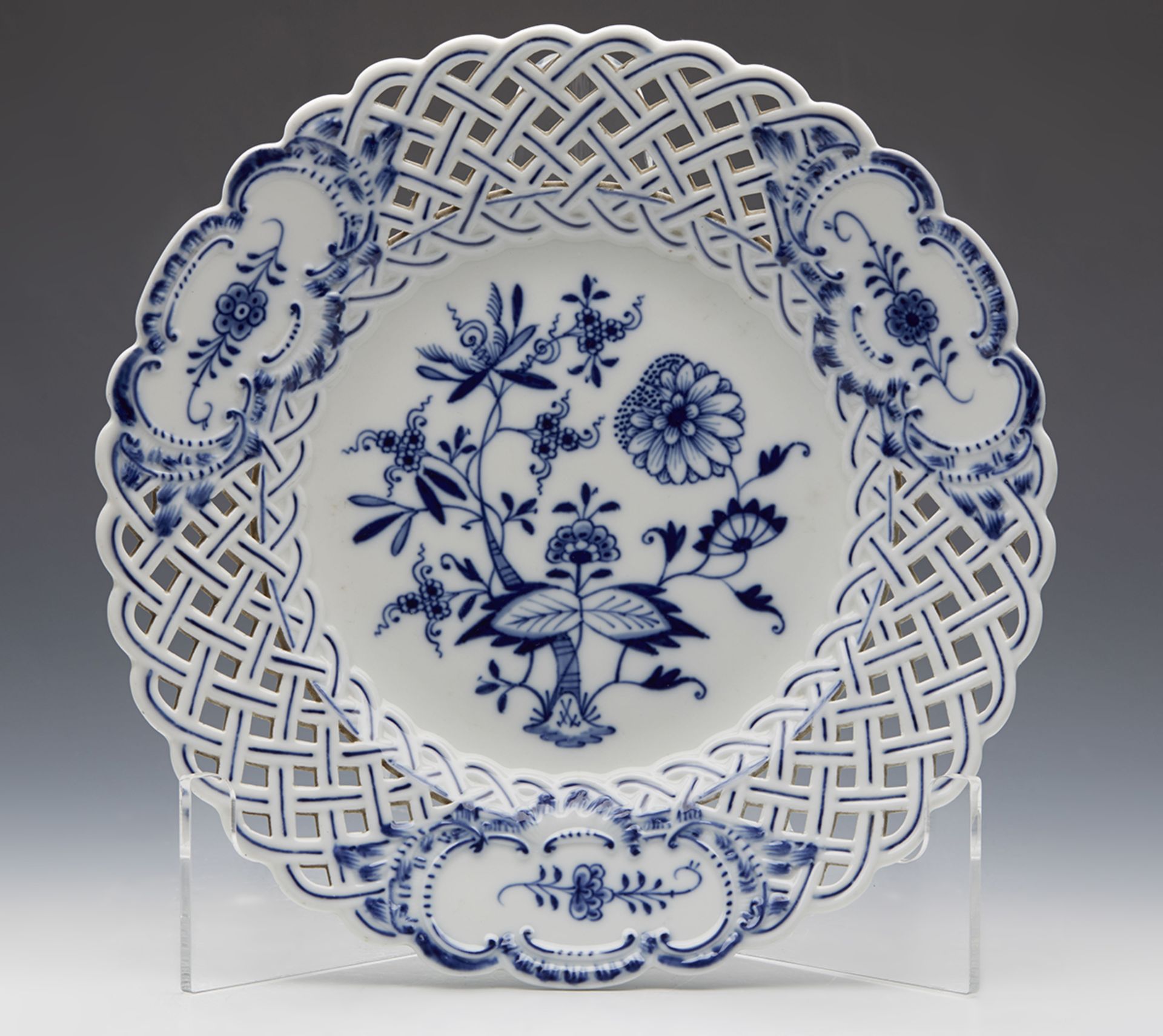 Six Antique Meissen Blue & White Onion Pattern Pierced Plates 19Th C. - Image 5 of 9