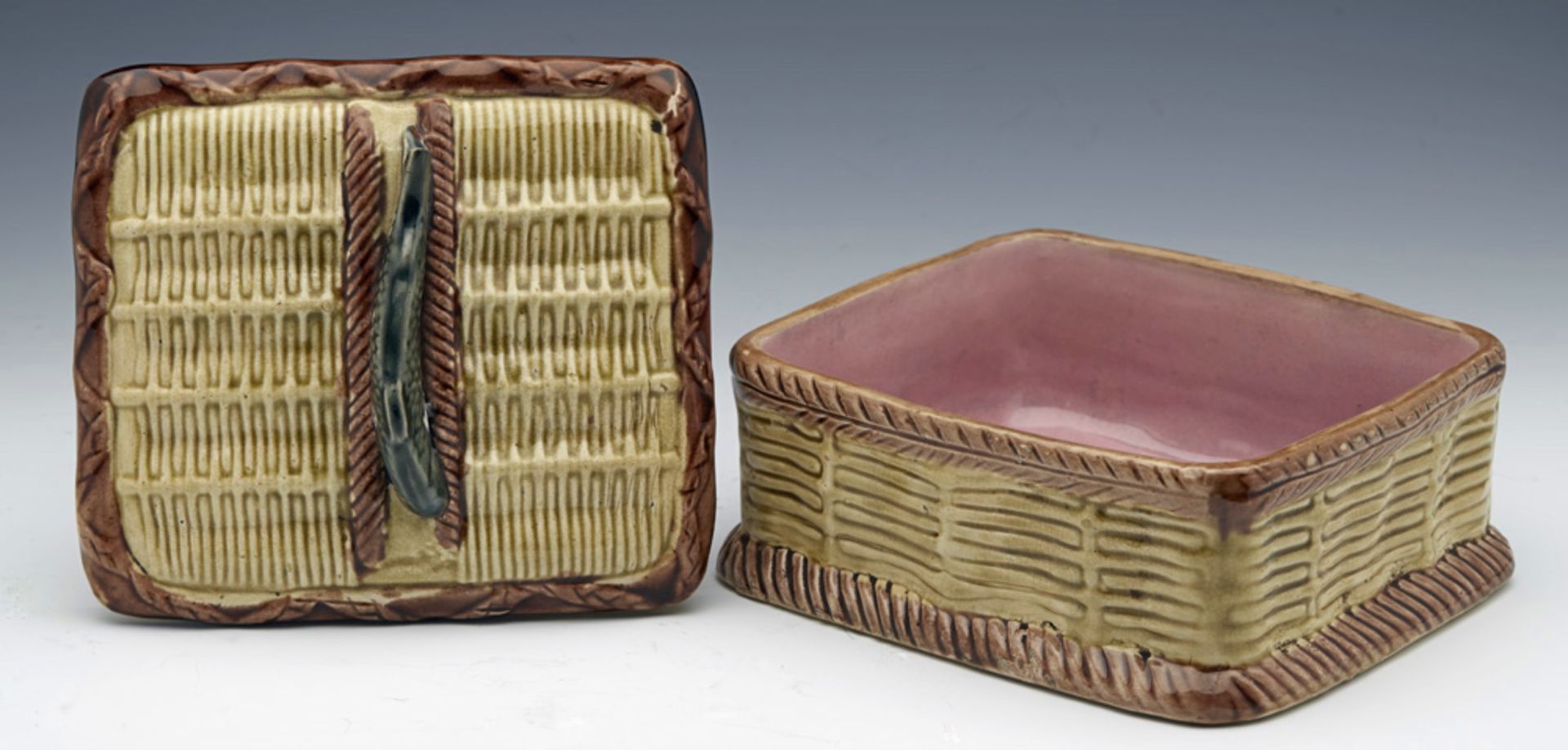 Antique English Majolica Basketweave Sardine Dish C.1870 - Image 2 of 10