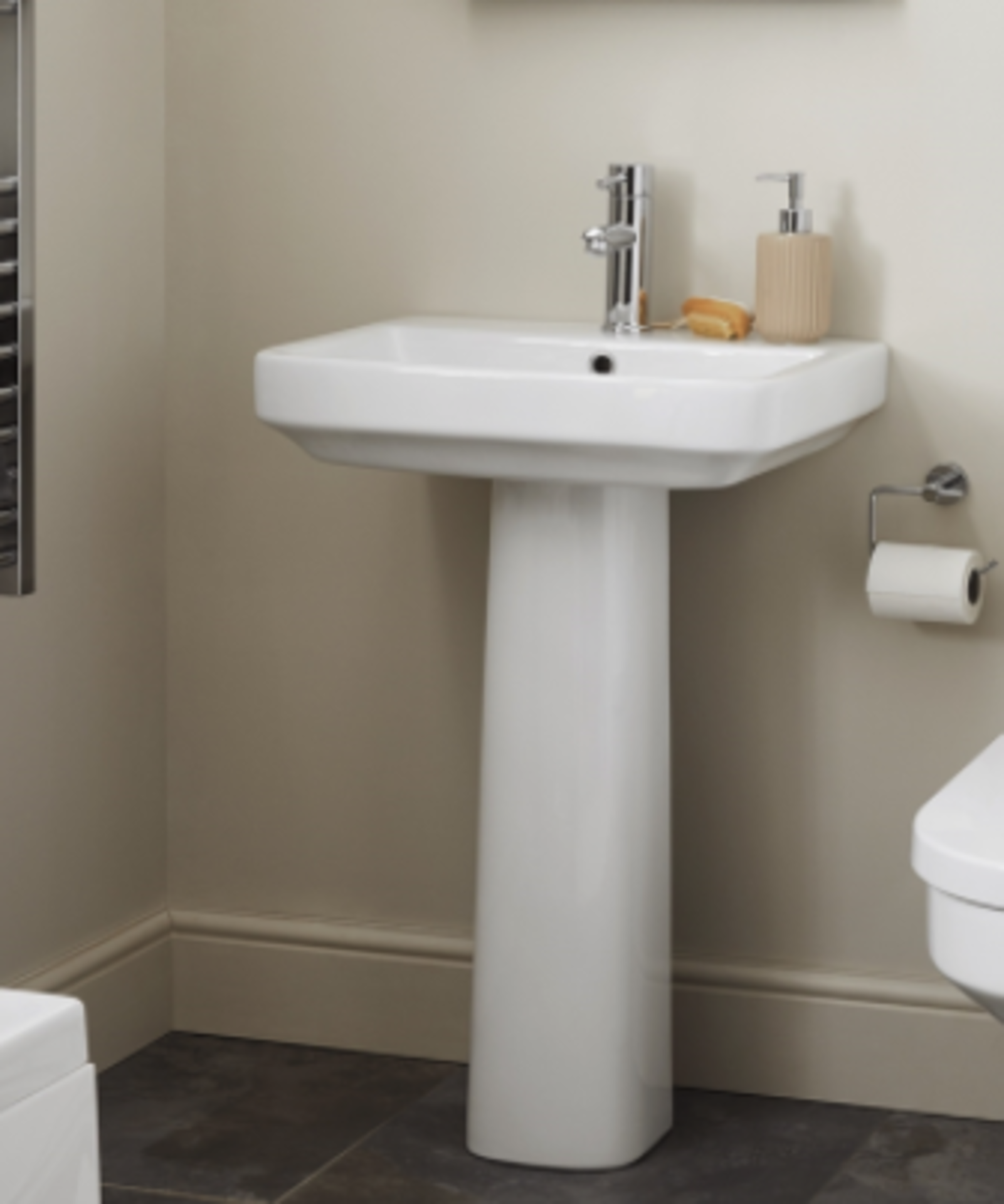 Pallet - 414 - 8 x Cadenza 1 Tap Hole Pedestal basin SKU - 381022 RRP £472